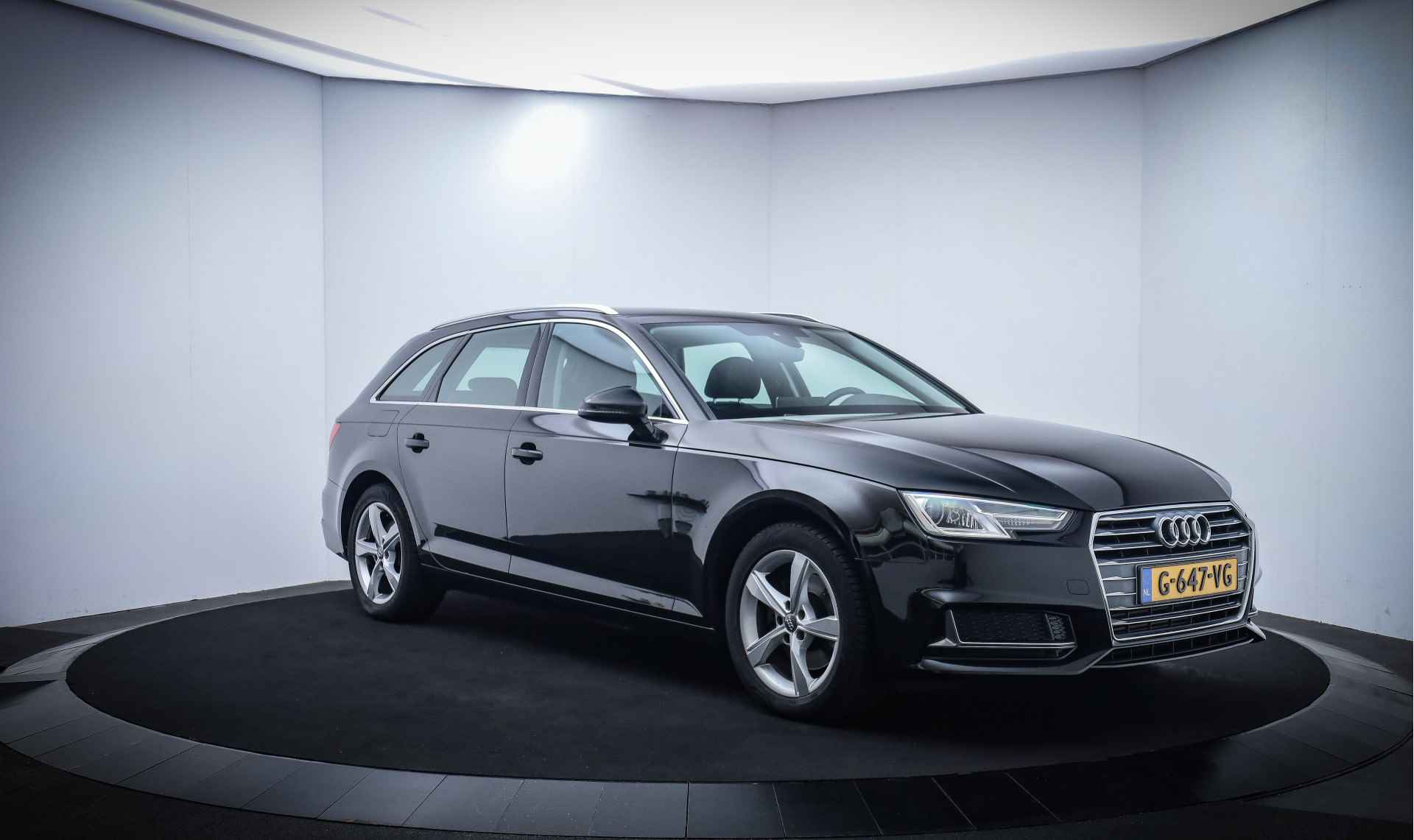 Audi A4 Avant 40(2.0)TFSI S-Tr. DESIGN LINE PLUS VIRTUAL/CARPLAY/FULL LED/ELEK TREKHAAK/NAVI/STOELVERW./CRUISE/LMV - 3/27