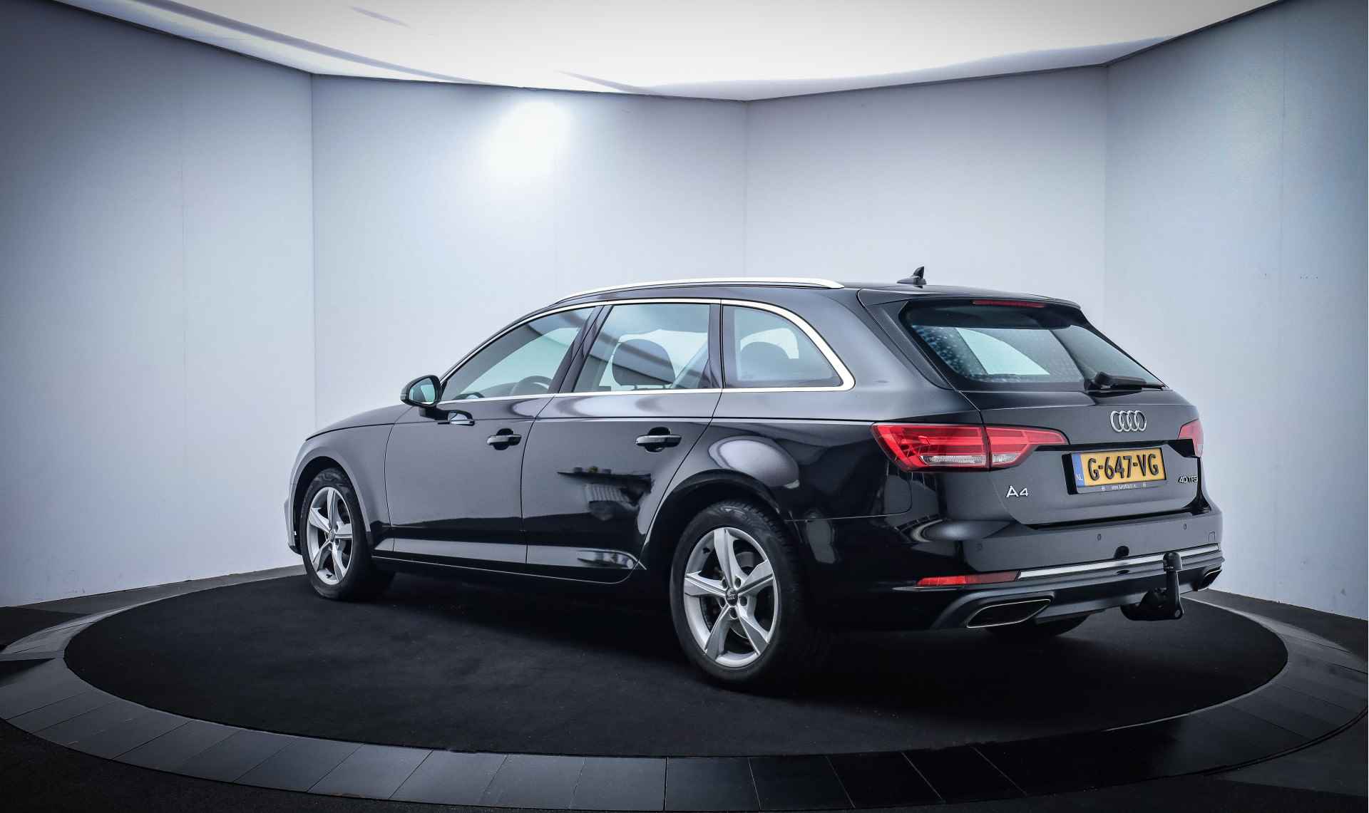 Audi A4 Avant 40(2.0)TFSI S-Tr. DESIGN LINE PLUS VIRTUAL/CARPLAY/FULL LED/ELEK TREKHAAK/NAVI/STOELVERW./CRUISE/LMV - 8/27