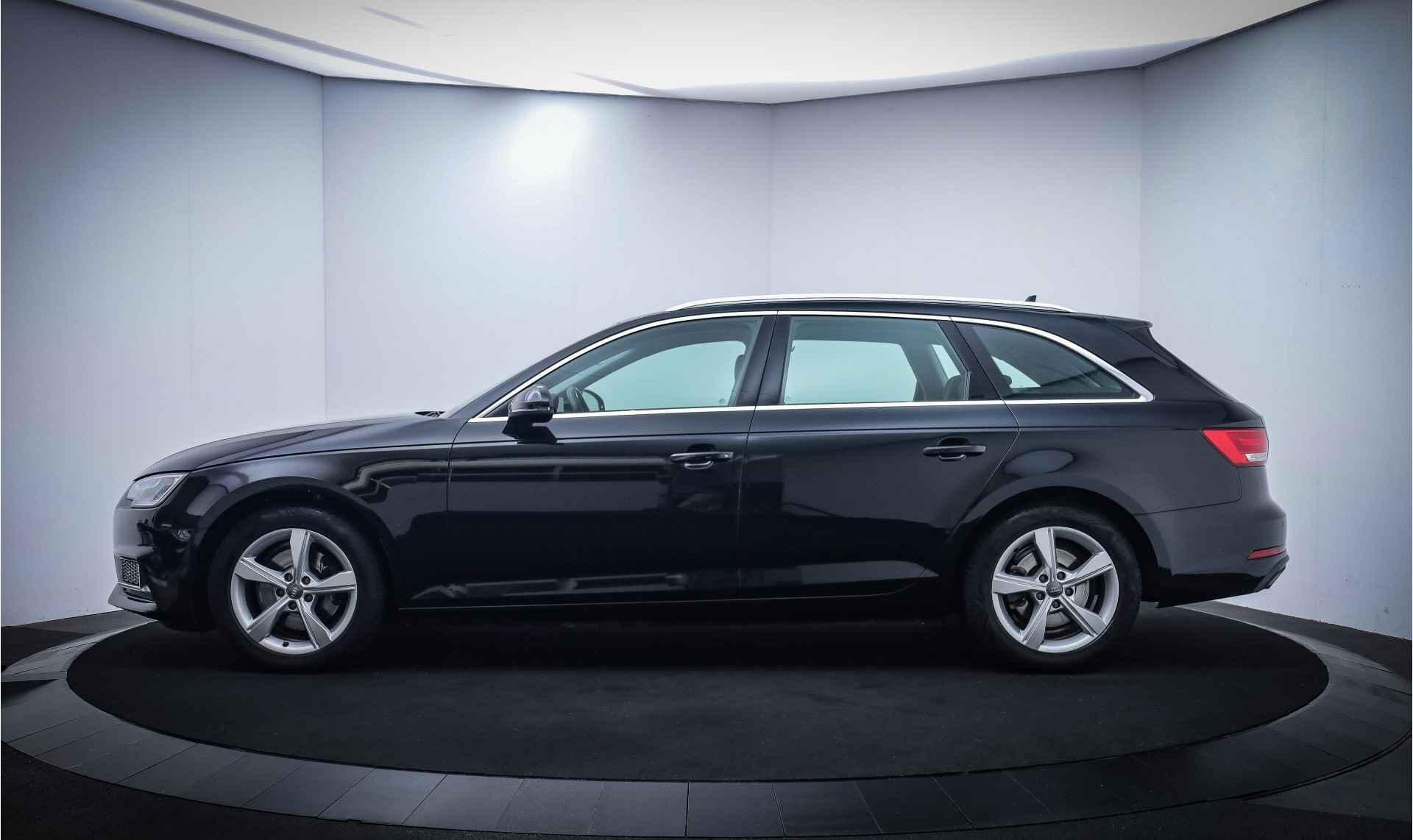 Audi A4 Avant 40(2.0)TFSI S-Tr. DESIGN LINE PLUS VIRTUAL/CARPLAY/FULL LED/ELEK TREKHAAK/NAVI/STOELVERW./CRUISE/LMV - 12/27