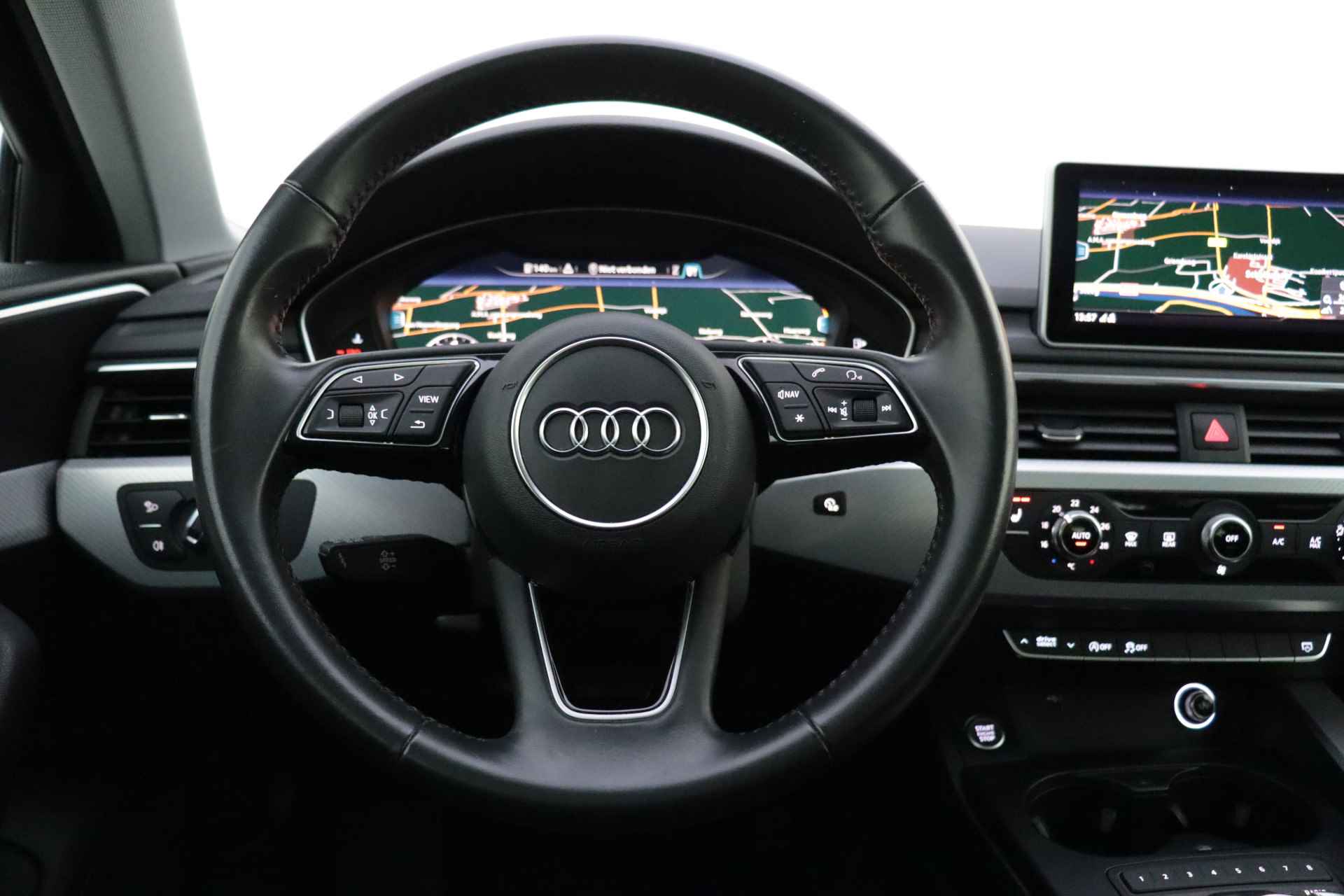 Audi A4 Avant 40(2.0)TFSI S-Tr. DESIGN LINE PLUS VIRTUAL/CARPLAY/FULL LED/ELEK TREKHAAK/NAVI/STOELVERW./CRUISE/LMV - 18/27