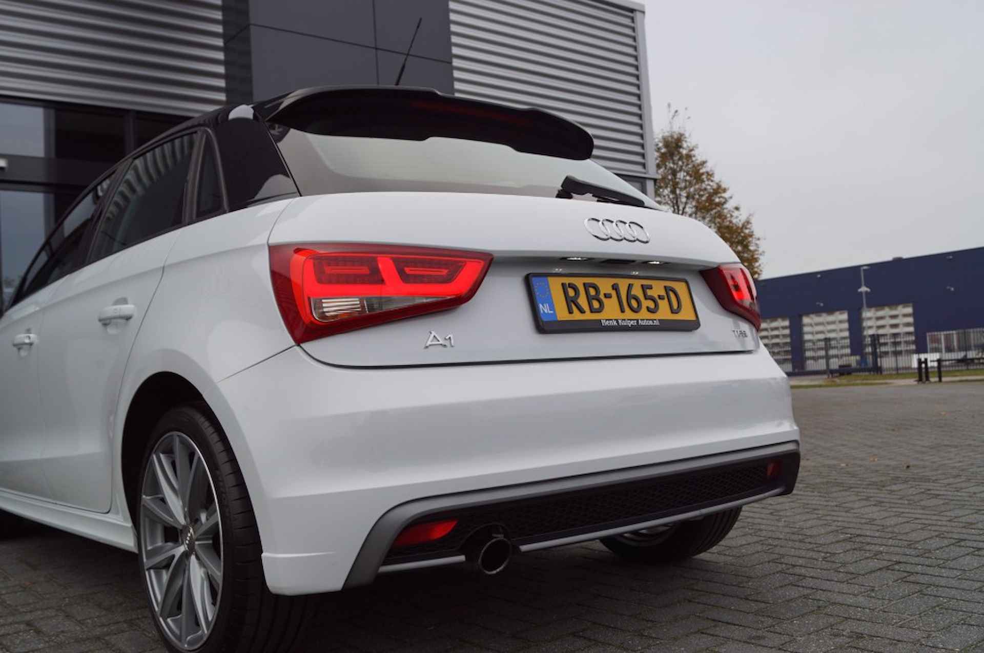 AUDI A1 Sportback 1.2 TFSI Admired S-Line / Clima / Nw APK ! - 25/34