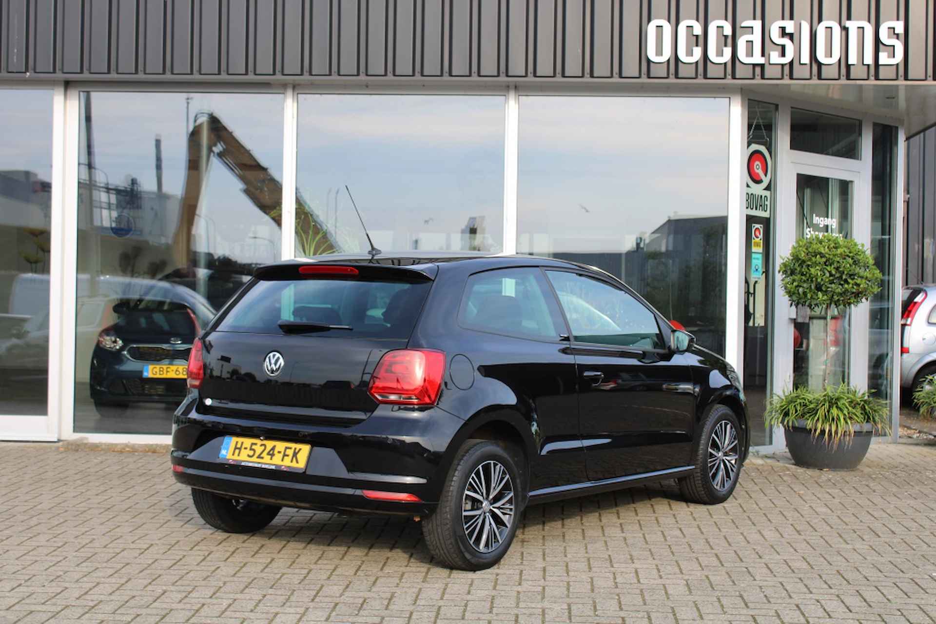 Volkswagen Polo 1.0 Easyline - 6/15