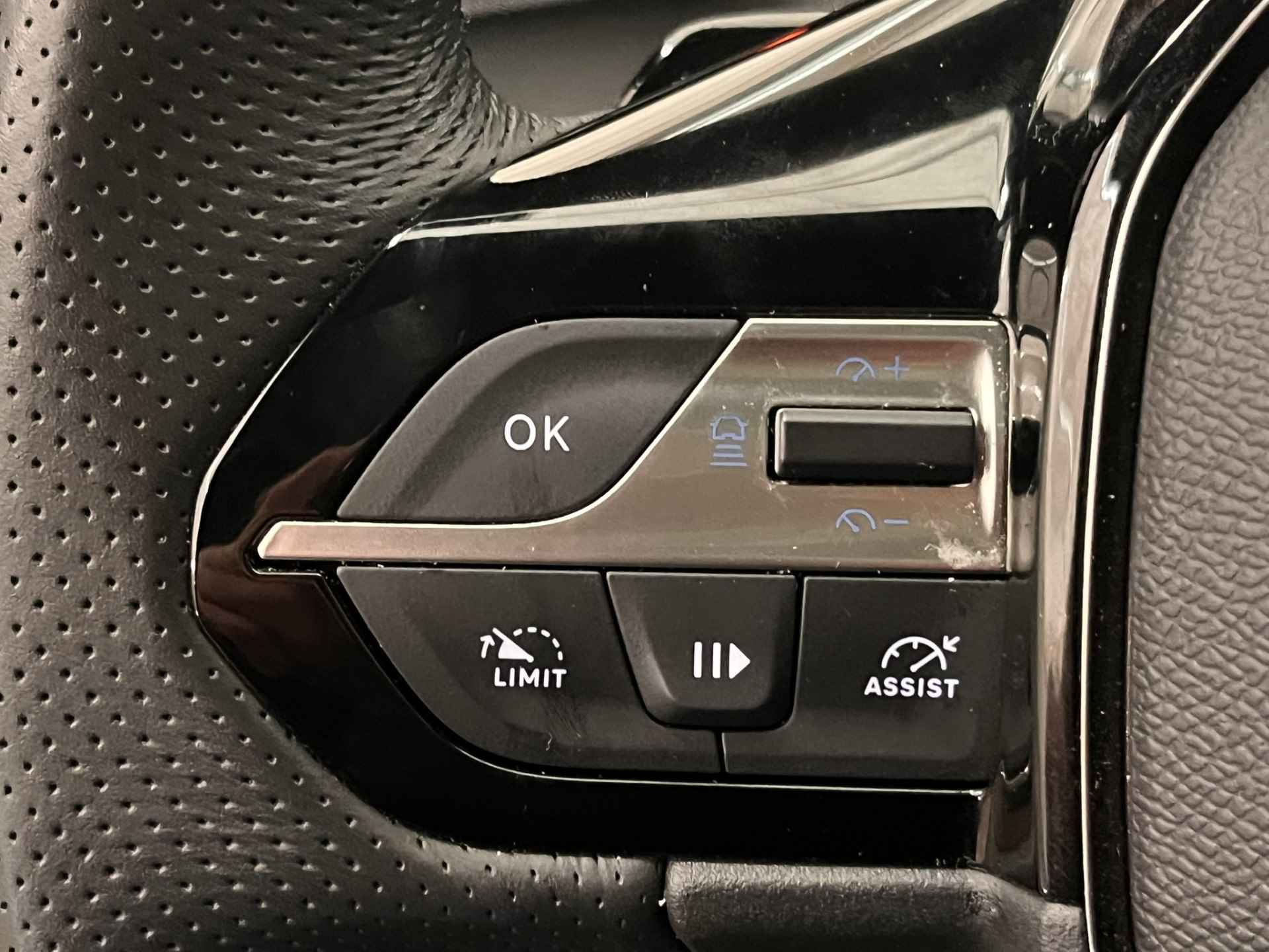 Peugeot 308 SW 1.6 180PK Hybrid GT | Panoramadak | Trekhaak | Elek.Stoel | Geheugen | Massage | Alcantara/Leder | Elek.Klep 360 Camera | Stoelverwarming | Stuurverwarming | Carplay | Navigatie | Dode hoek | Bluetooth | - 12/37