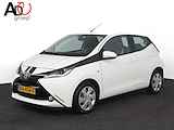 Toyota Aygo 1.0 VVT-i x-play | Airco | Bluetooth | Parkeerhulp camera |