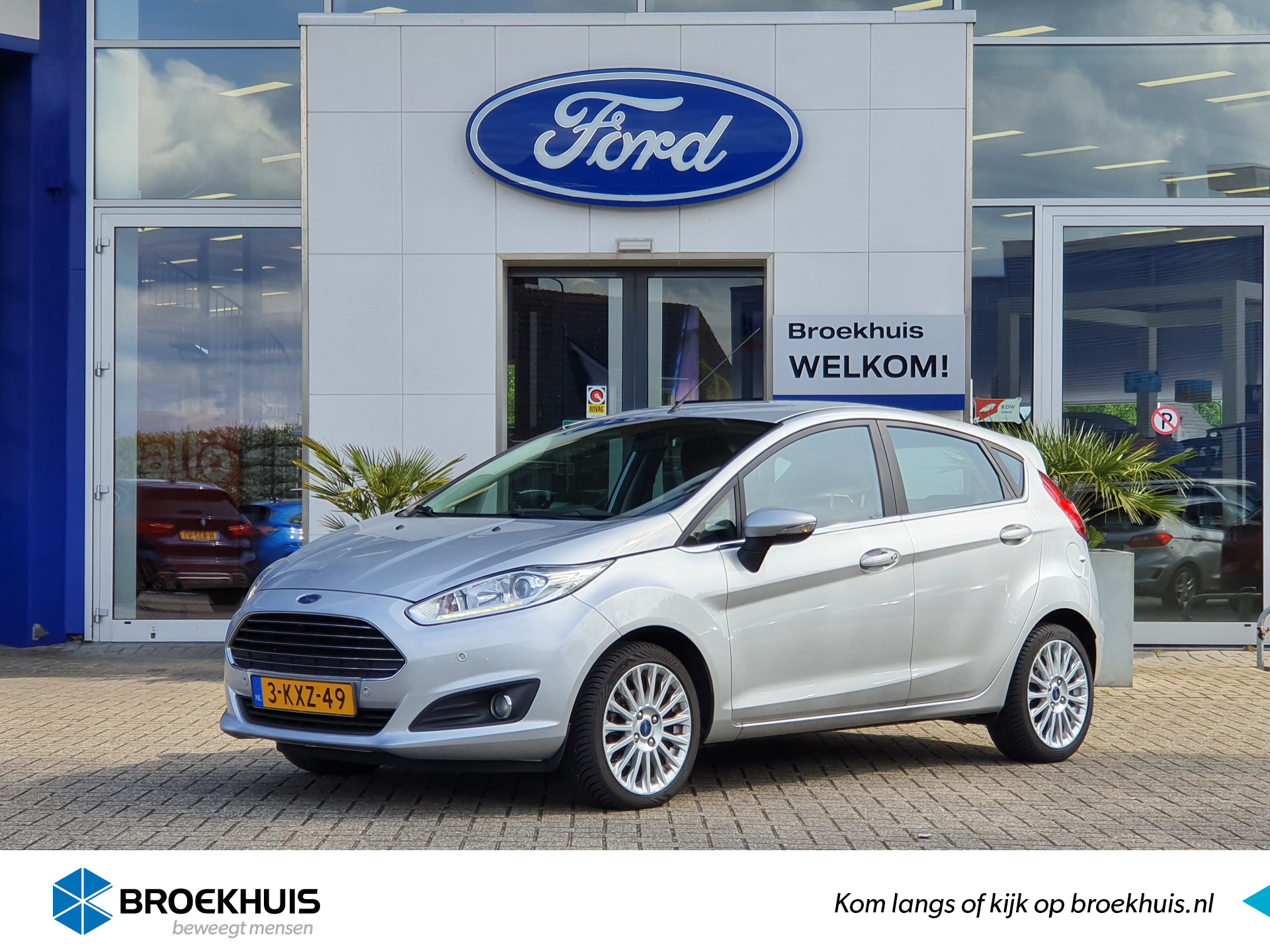 Ford Fiesta 1.6 Titanium | Distributieriem vervangen! | Airco | Verw. Voorruit | Parkeersensoren | Cruise Control bij viaBOVAG.nl