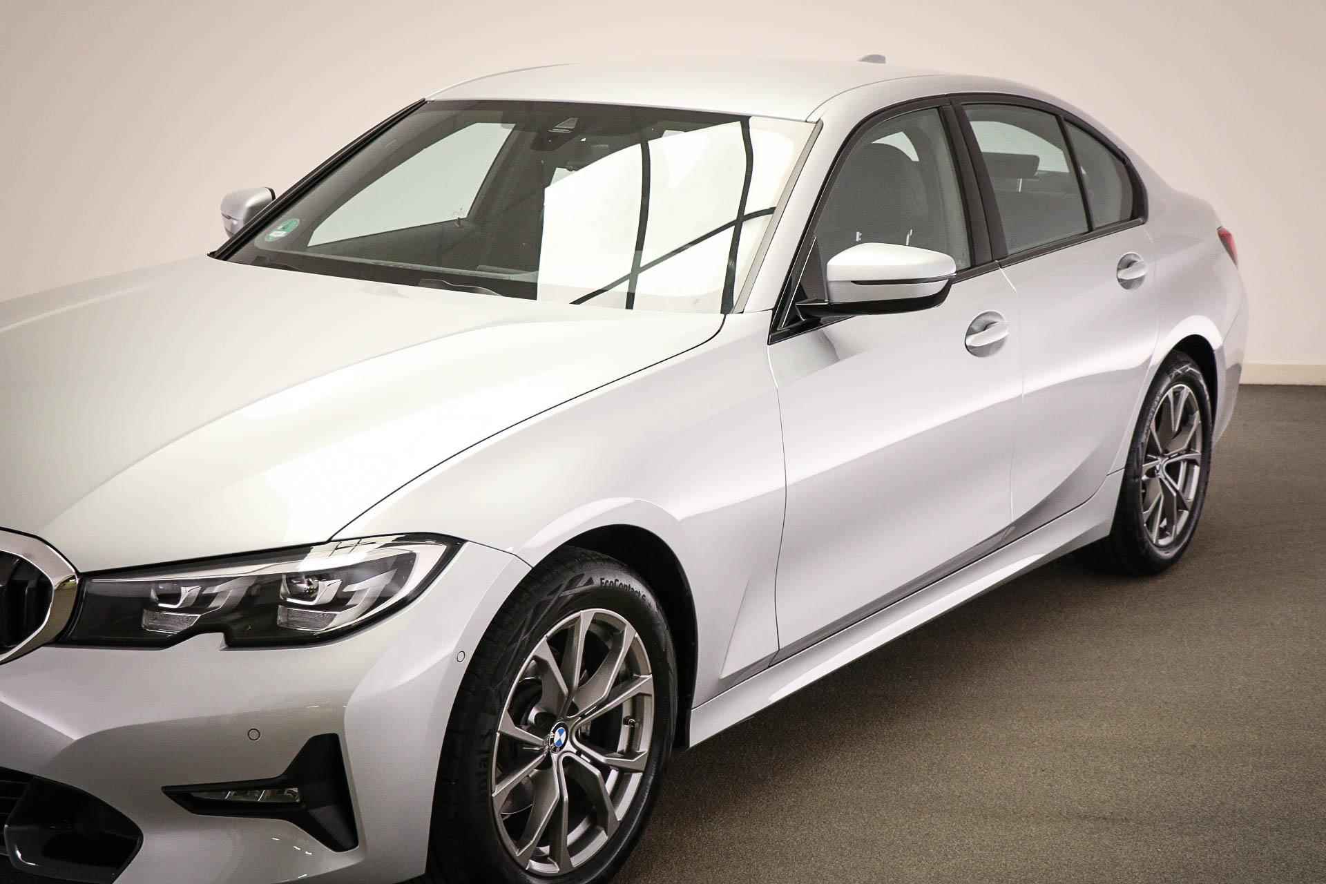 BMW 3-serie 320i Executive Edition | PARKING / SPORT LINE- PACK | HALF LEDER | CAMERA - 21/56