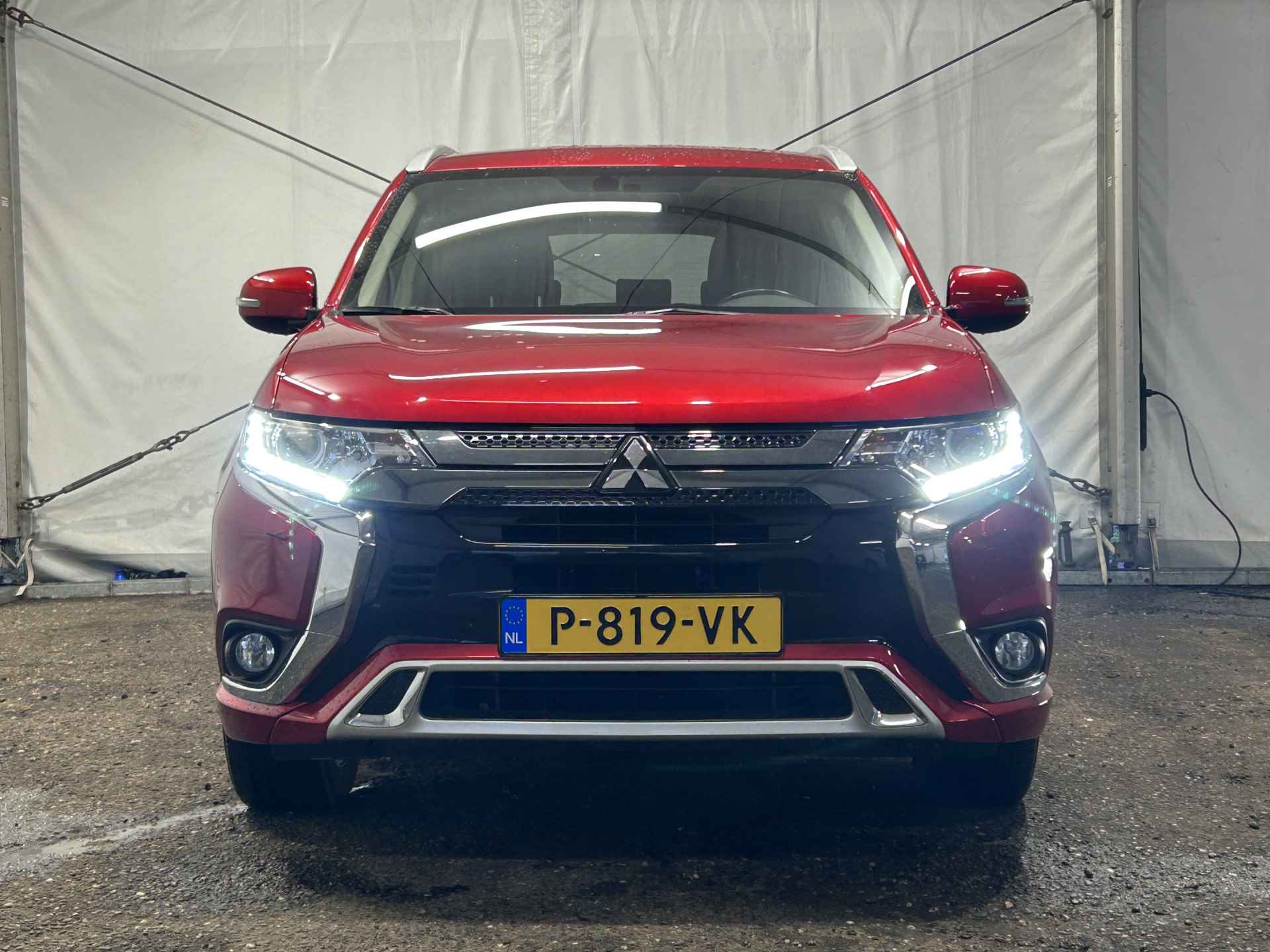 Mitsubishi Outlander 2.4 PHEV Intense+ 4WD | Trekhaak | LED | Keyless | Camera | Stoelverwarming | - 13/37