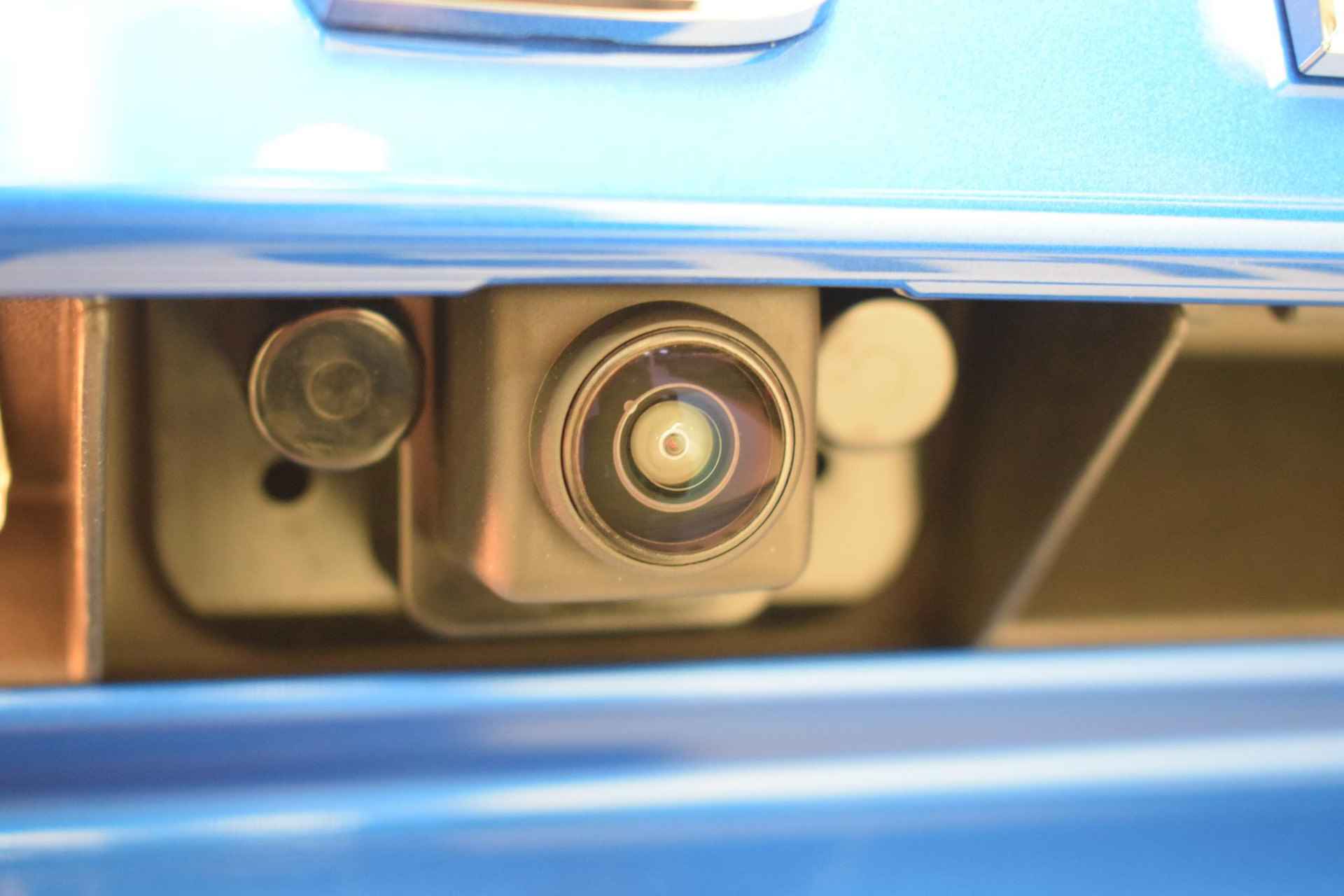 Nissan Qashqai 1.3 MHEV Xtronic Business Premium | Panorama dak | 360-Camera | Parkeersensoren | Dodehoek detectie | Stoel/Stuur/Voorruit verwarming | Head-up display | Elektrische achterklep | Adaptive cruise control | Elektrische bestuurdersstoel | - 16/63