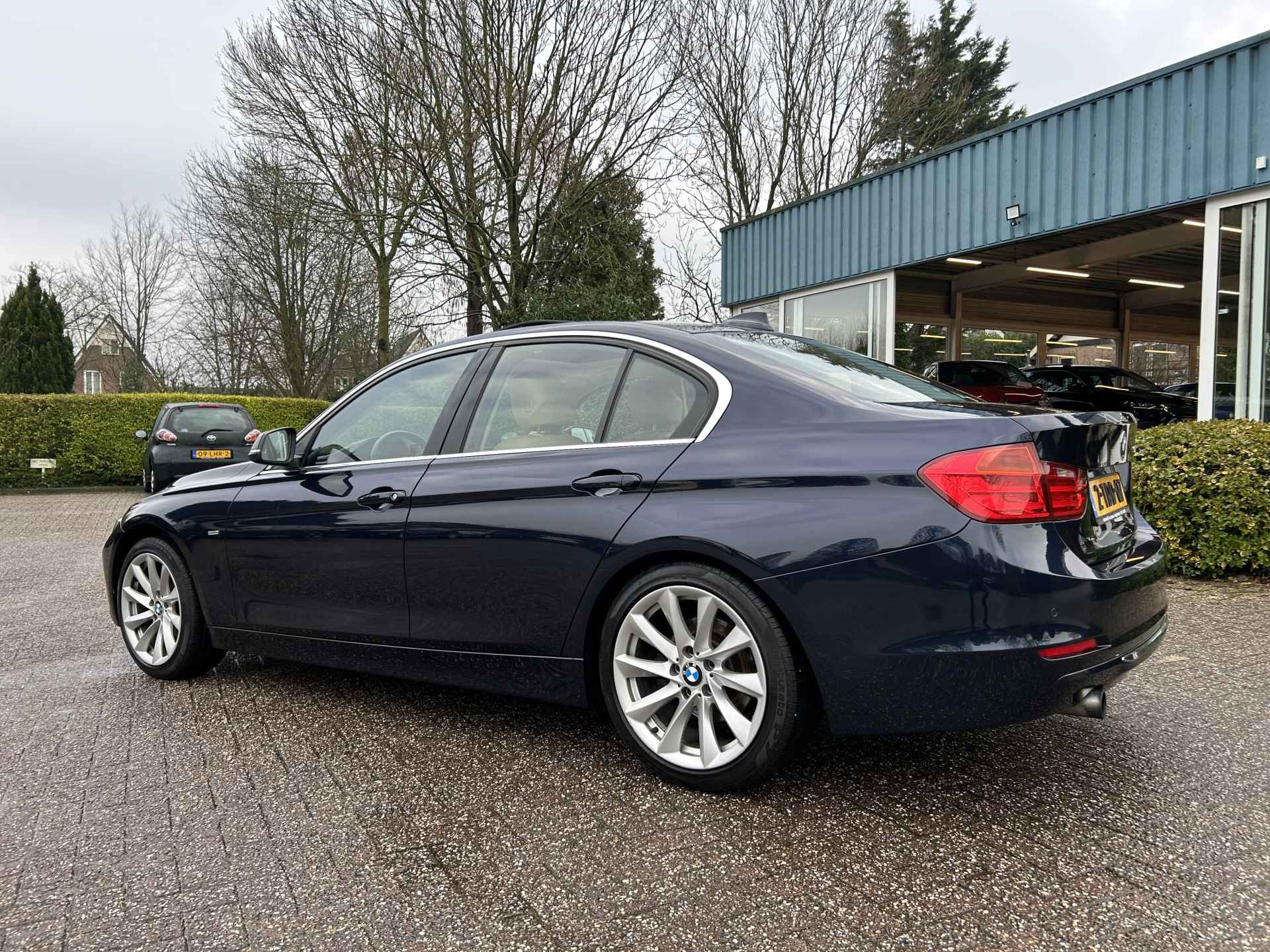 BMW 3-serie 320i EfficientDynamics Edition High Executive - 3/13