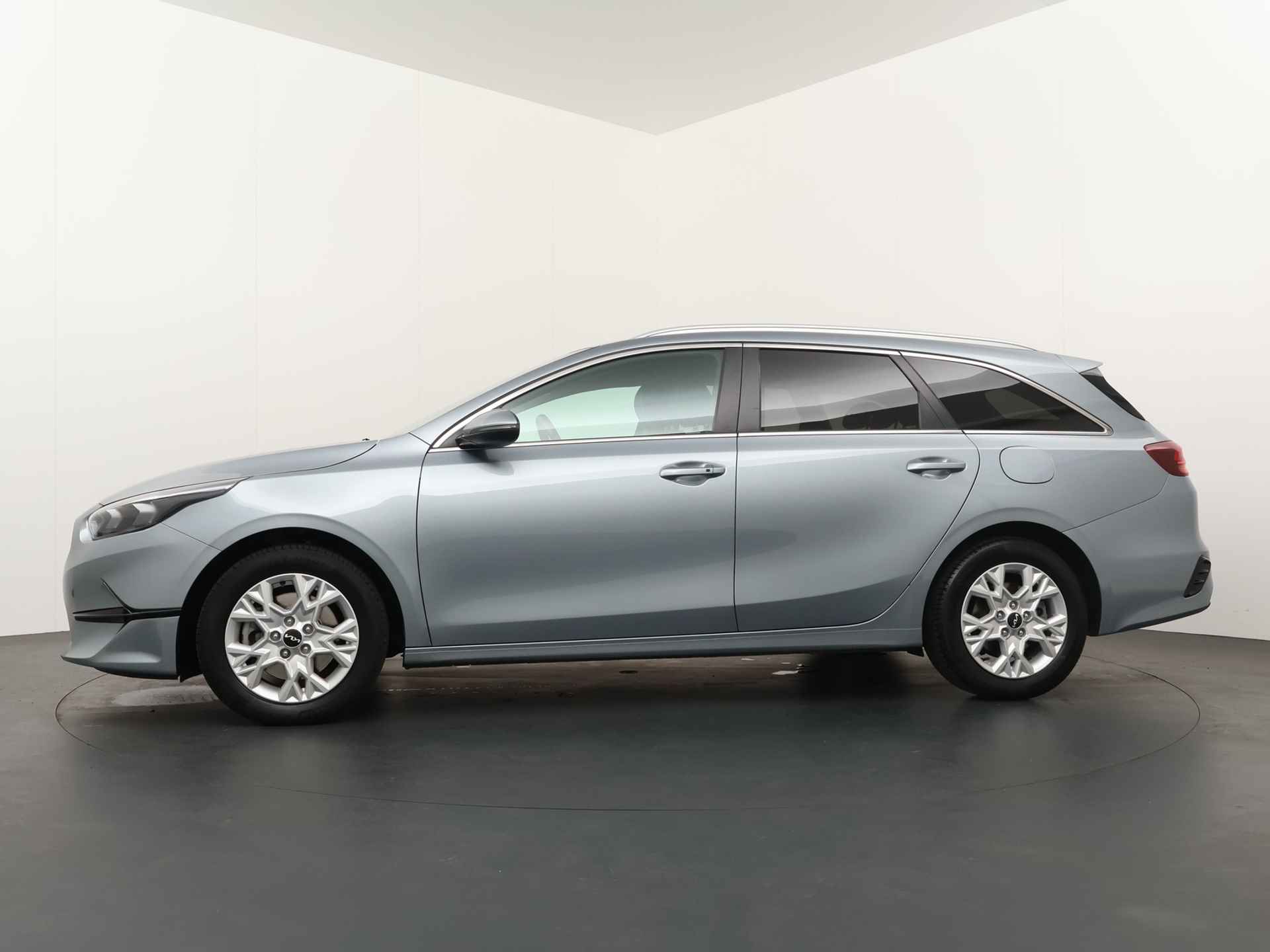 Kia Ceed Sportswagon 1.0 T-GDi DynamicPlusLine - Navigatie - Stoelverwarming - Climate Control - Fabrieksgarantie tot 03-2029 - 4/45