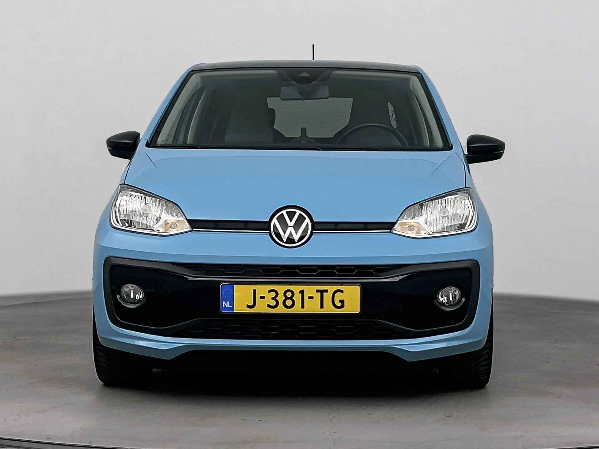 Volkswagen Up! 1.0 R-Line | Navigatie | Airco | Parkeersensoren Achter | Camera | 16 Inch Velgen | Cruise Control | Stoelverwarming | - 5/27