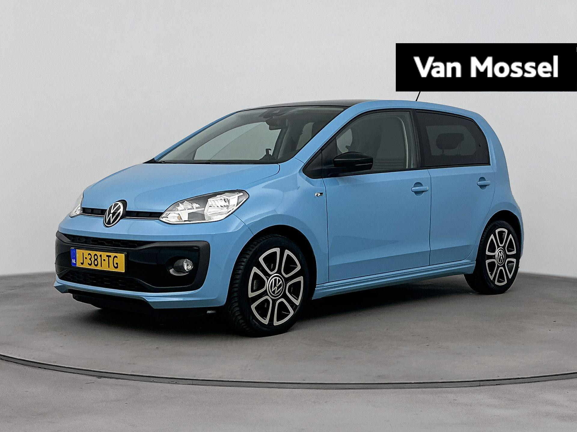 Volkswagen Up! 1.0 R-Line | Navigatie | Airco | Parkeersensoren Achter | Camera | 16 Inch Velgen | Cruise Control | Stoelverwarming |