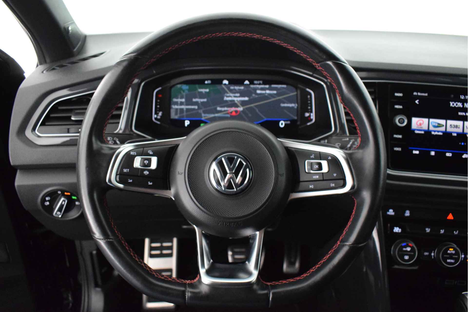 Volkswagen T-Roc 1.5 TSI 150pk DSG R-Line Sport Camera Keyless Beats Virtual Cockpit Navigatie - 21/47