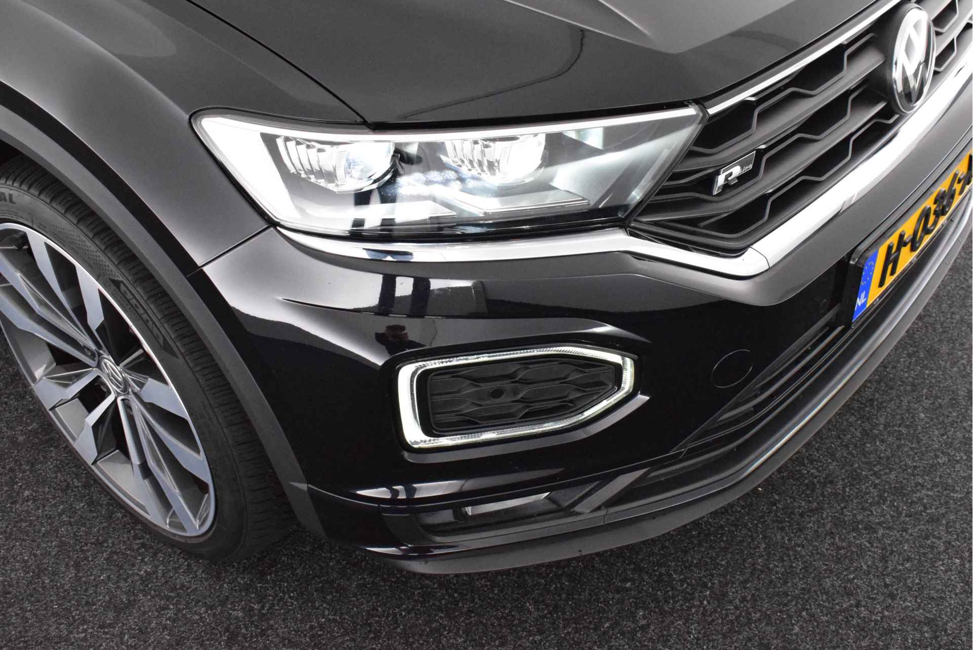 Volkswagen T-Roc 1.5 TSI 150pk DSG R-Line Sport Camera Keyless Beats Virtual Cockpit Navigatie - 45/47