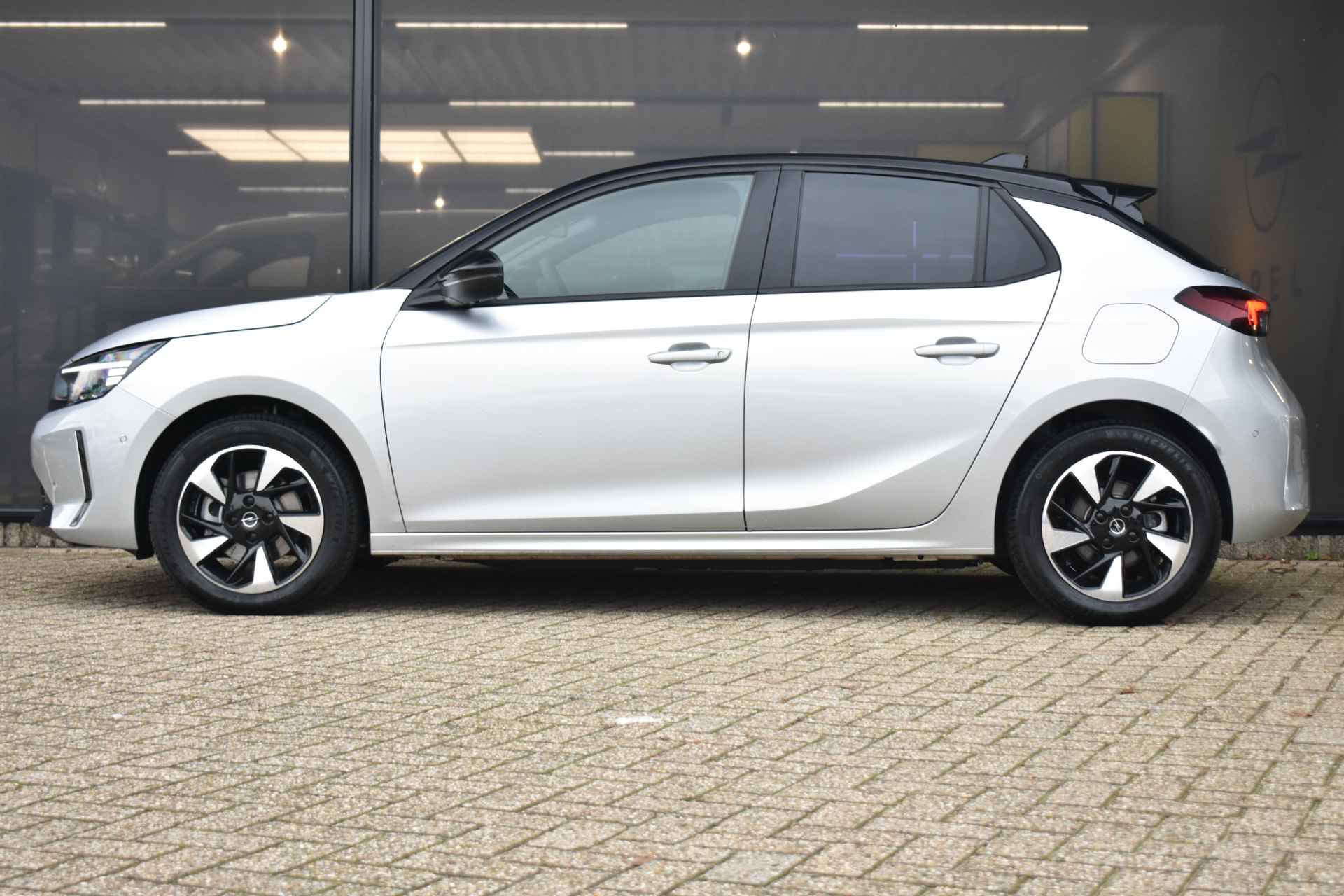 Opel Corsa Electric Long Range GS 51kWh 3 Fase DEMO-DEAL! | Navigatie Pro | Keyless-Entry | Achteruitrijcamera | Full-LED | Draadloos Apple Carplay - 4/50