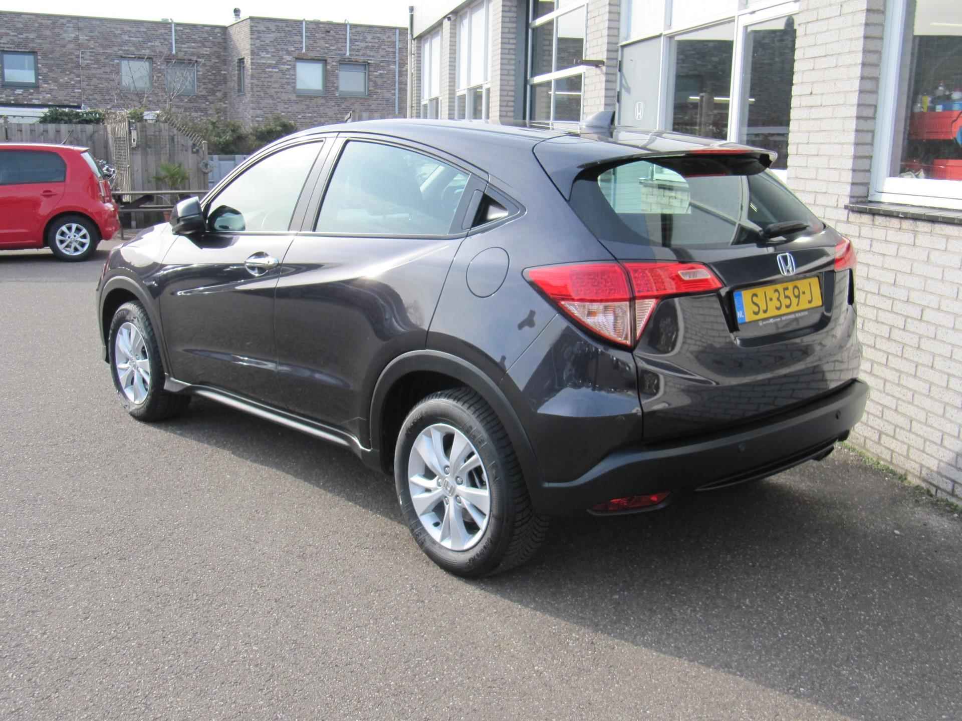 Honda HR-V 1.5 i-VTEC Elegance*automaat* - 10/18