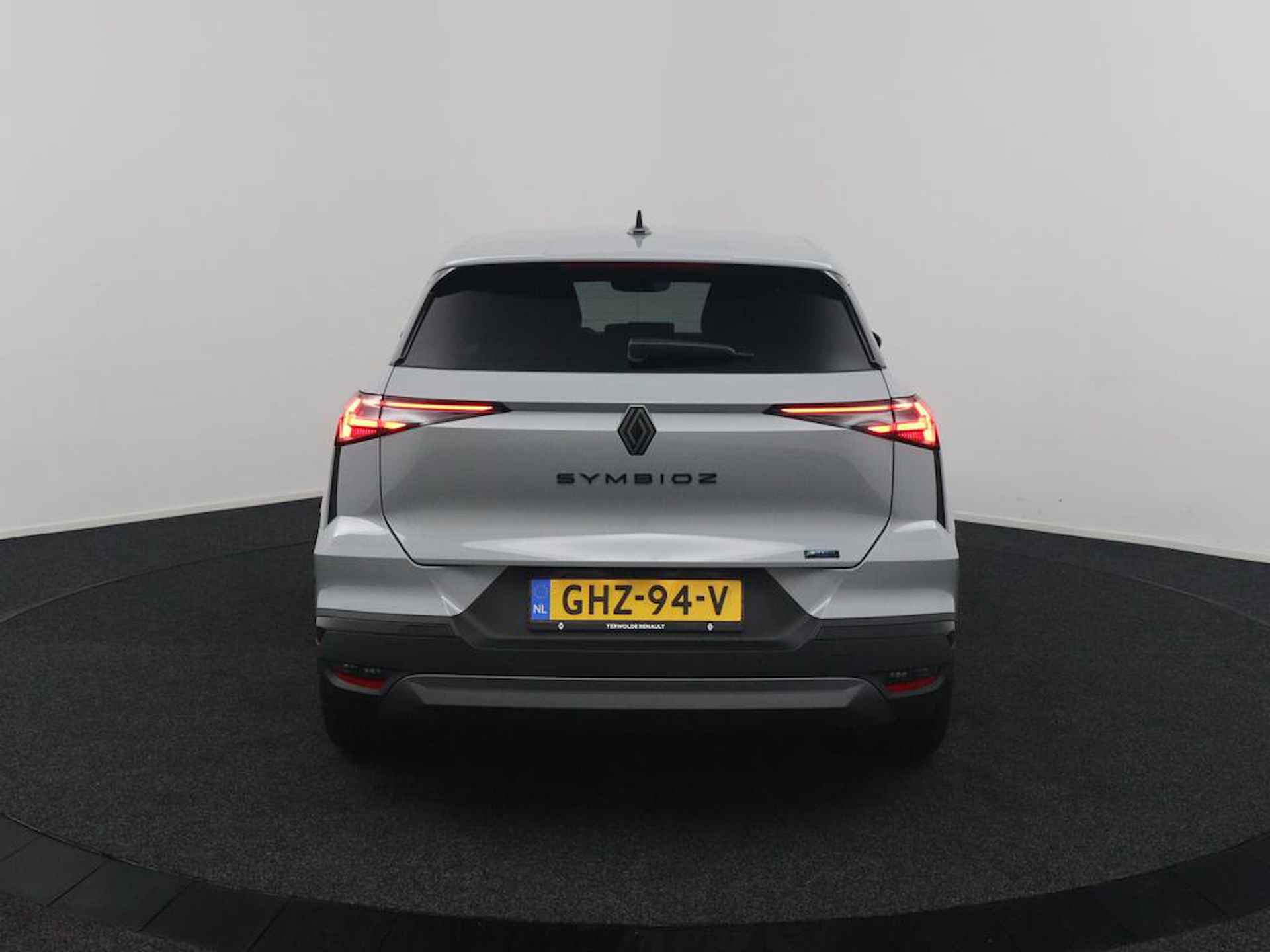 Renault Symbioz 1.6 E-Tech hybrid 145 esprit Alpine | Harman & Kardan Premium Sound | Stoelverwarming | Stuurwiel Verwarmd | OpenR Google | LED | Elektrische Kofferklep | Elektrisch verstelbare stoelen | Parelmoer Lak | - 4/54