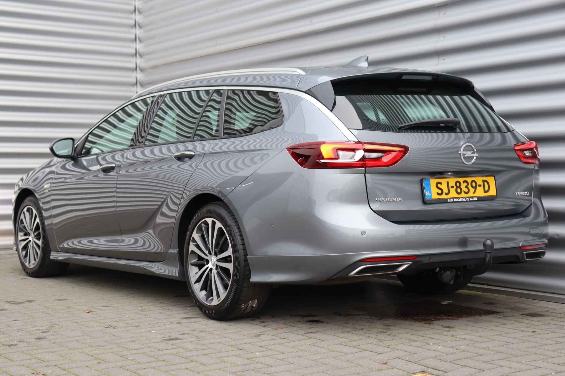 Opel Insignia SPORTS TOURER 1.5 TURBO 165PK INNOVATION+ OPC-LINE / NAVI / LEDER / CLIMA / LED-MATRIX / AGR / PDC / CAMERA / HUD / 18" LMV / KE - 9/48