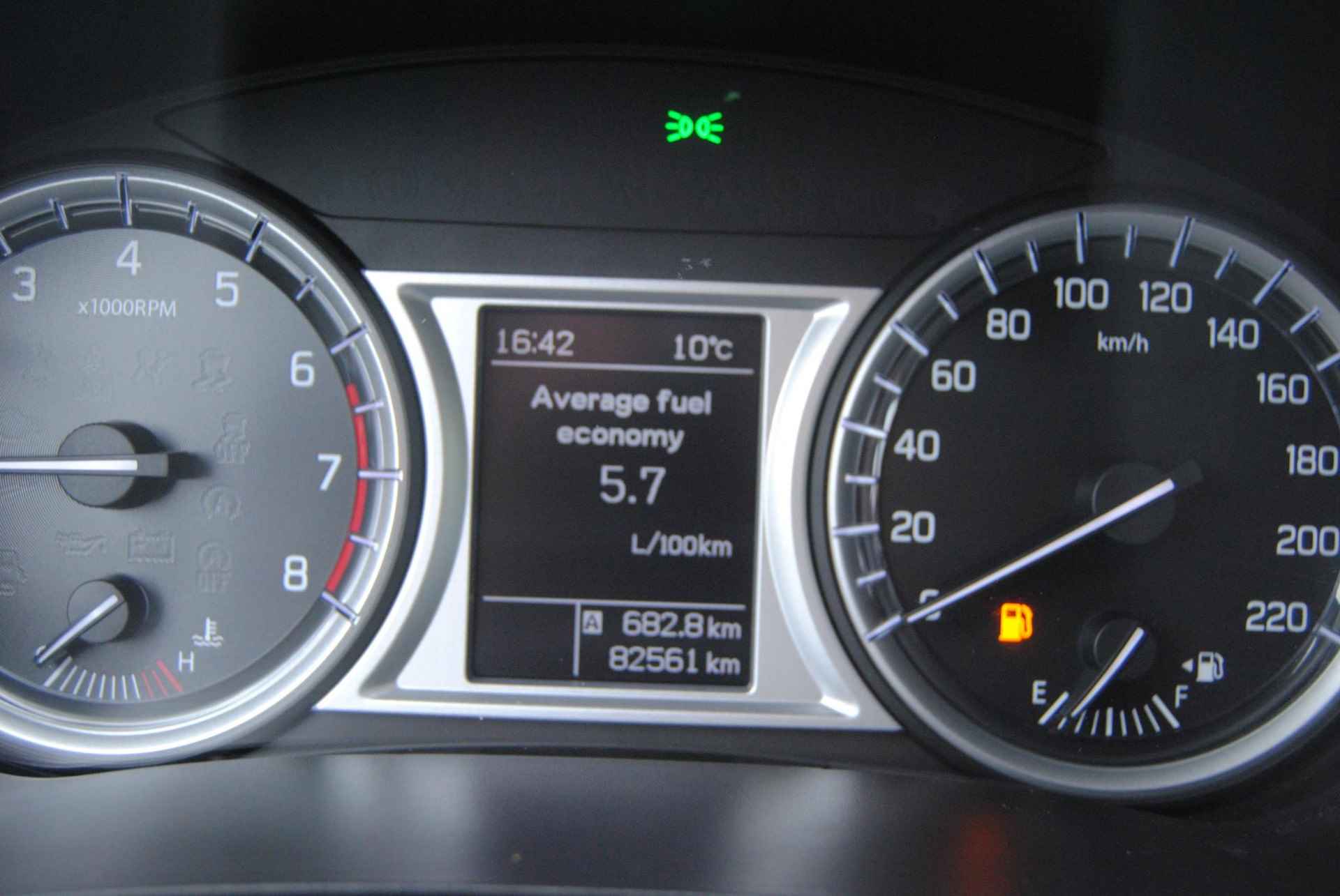 Suzuki Vitara 1.6 Exclusive Originele NL , Lage km stand NAP, Dealer onderhouden, Navigatie - 20/35