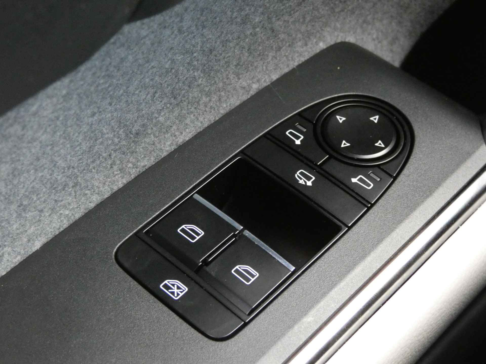 Mazda MX-30 e-SkyActiv EV 145 Exclusive-line 36 kWh | Navigatie | Camera | Cruise Control - 27/54