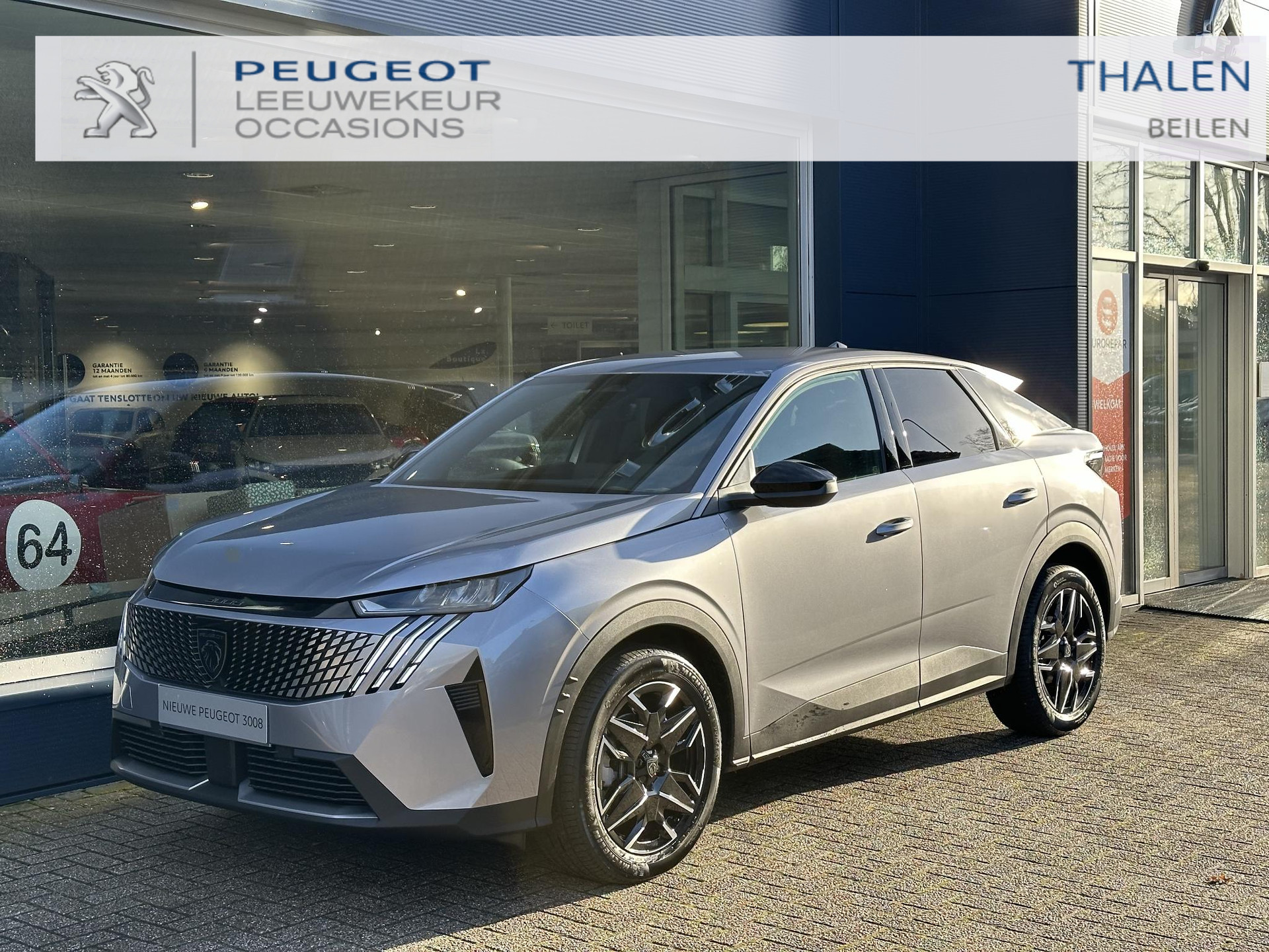 Peugeot 3008 1.2 Hybrid 136 Allure | Nieuwste Model 3008 | Automaat | Panorama Navigatie | Keyless Entry | Climate Control | LED Verlichting | 19 Inch Lichtmetalen Velgen | Camera | Half Lederen bekleding |