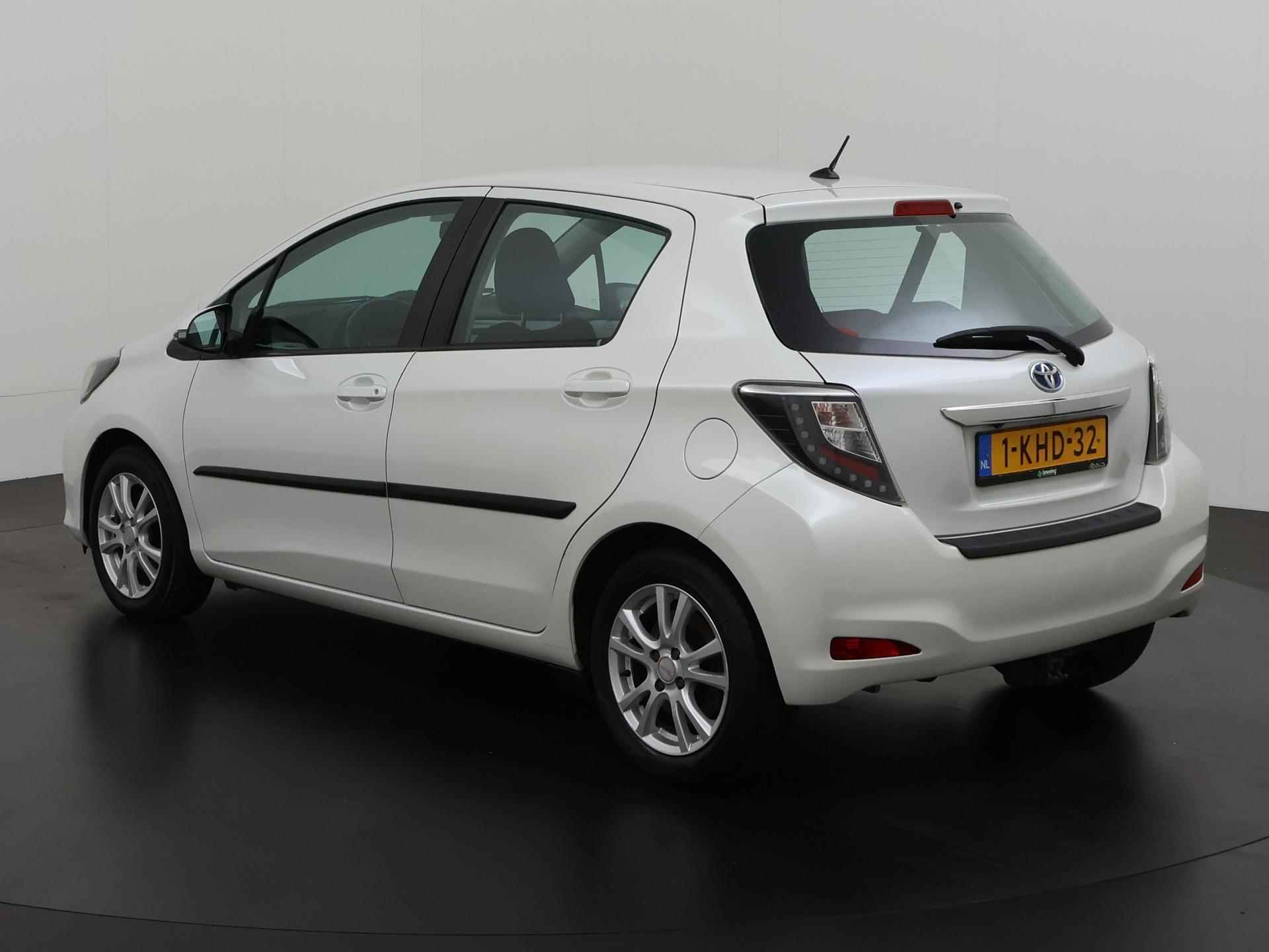 Toyota Yaris 1.5 Full Hybrid Aspiration | Camera | Trekhaak | Zondag Open! - 6/31