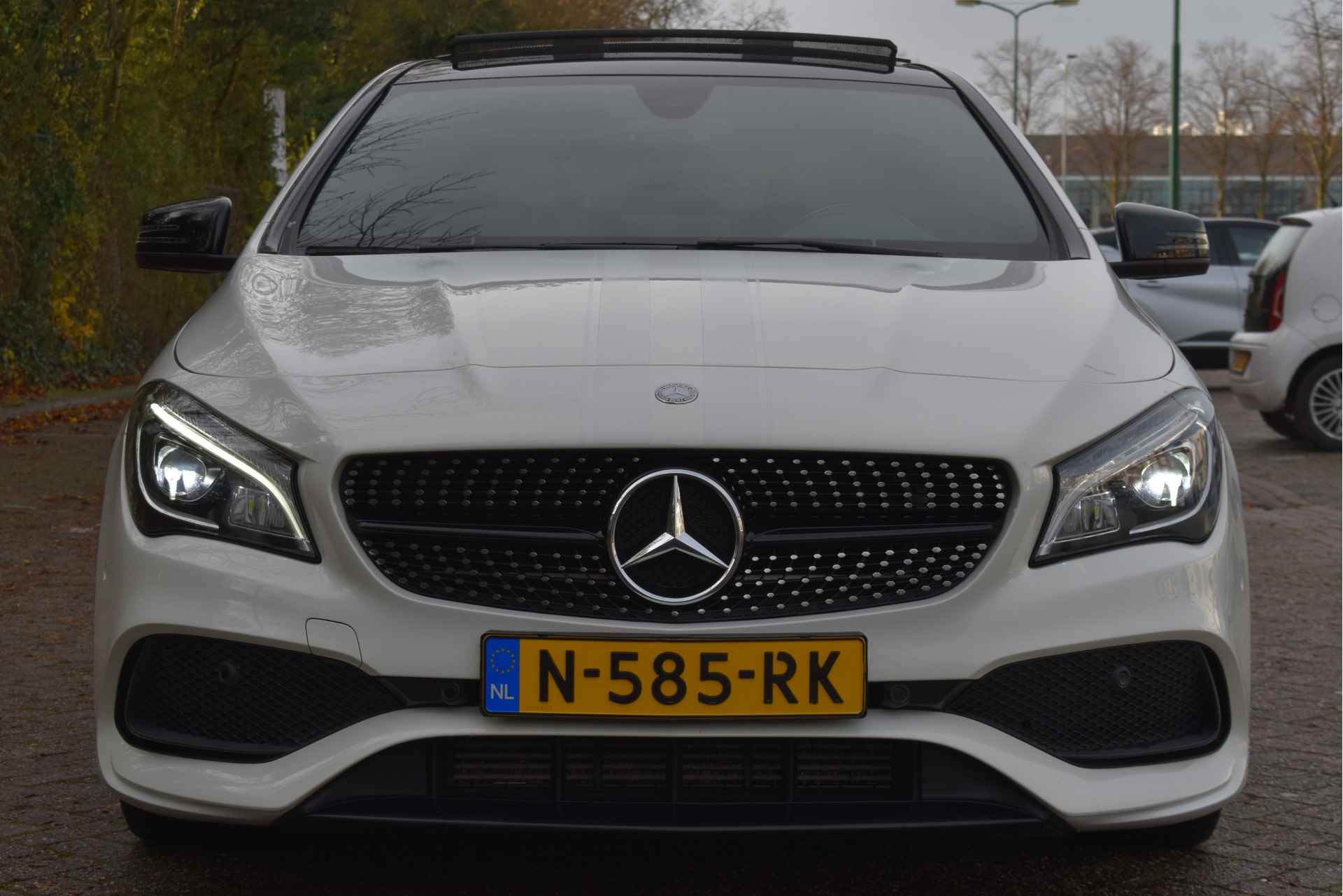 Mercedes-Benz CLA-Klasse Shooting Brake 200 White-Art Edition AMG Night pakket | Open dak | Stoelverwarming | Carplay | Camera | Sfeerverl | Onderh.historie - 6/67