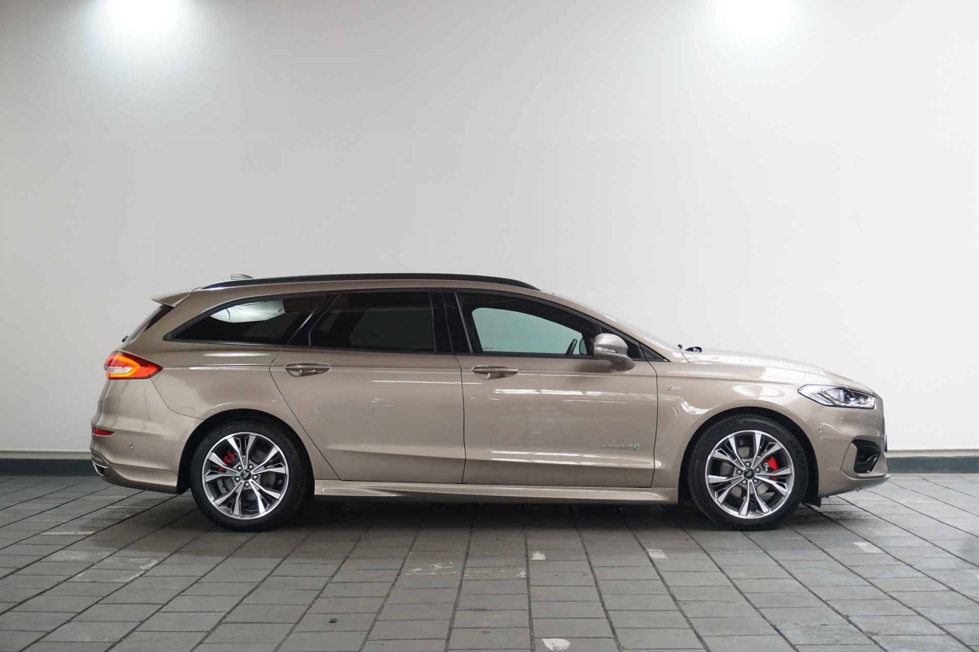 Ford Mondeo Wagon 2.0 IVCT HEV ST-Line | Stoel- & Stuurverwarming | Sony | Full LED | Adaptive Cruise | - 8/37