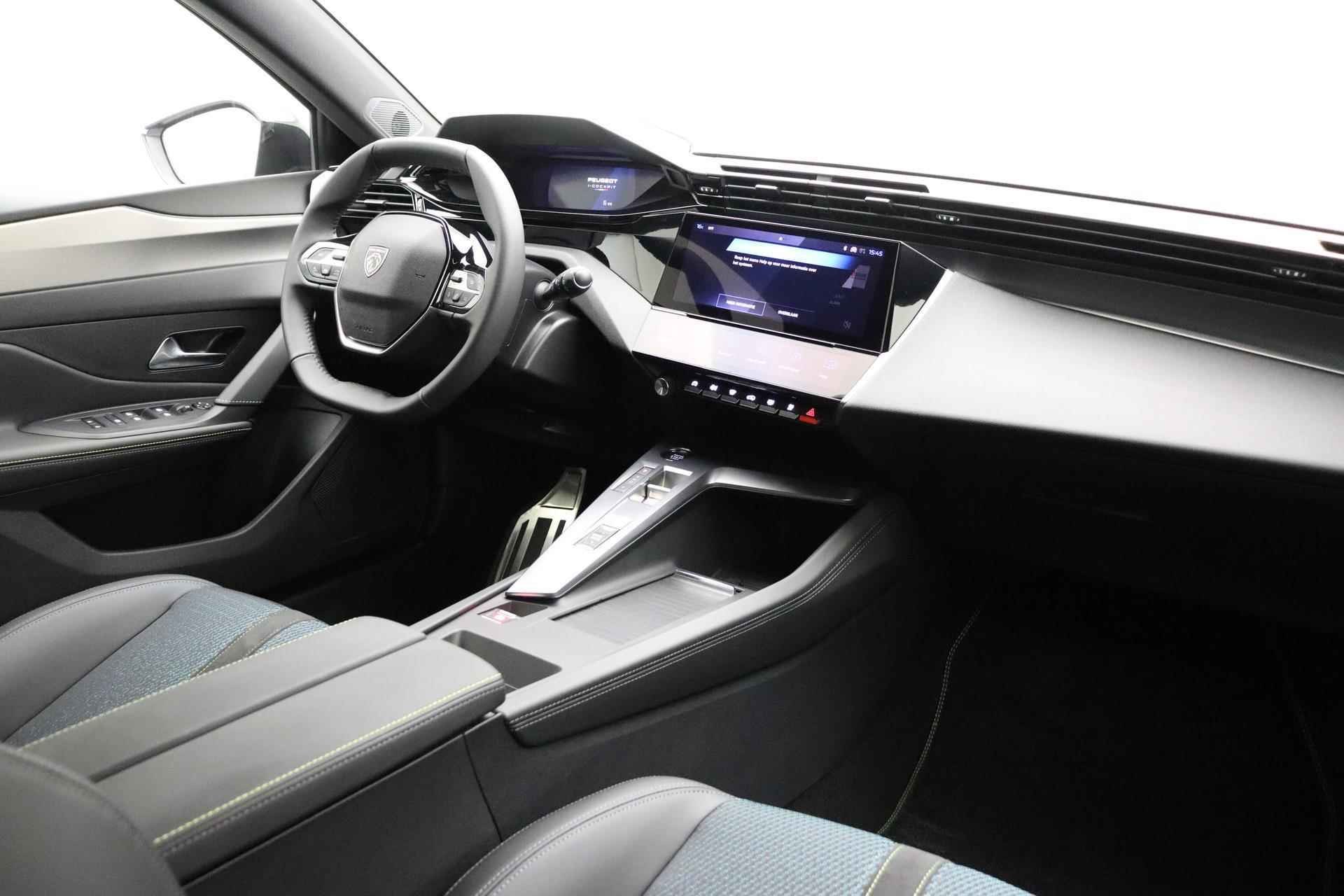 Peugeot e-308 EV GT First Edition 54 kWh  156 PK | 100 % Elektrisch | 405 KM WLTP | Lichtmetalen Velg | Camera | Carplay | Draadloos Telefoon | Alcantara | Nieuw Type - 4/42