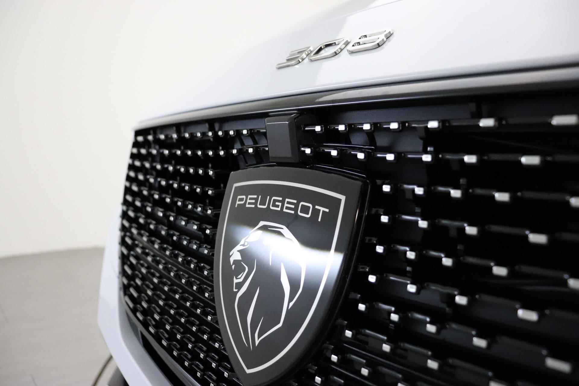 Peugeot e-308 EV GT First Edition 54 kWh  156 PK | 100 % Elektrisch | 405 KM WLTP | Lichtmetalen Velg | Camera | Carplay | Draadloos Telefoon | Alcantara | Nieuw Type - 21/42