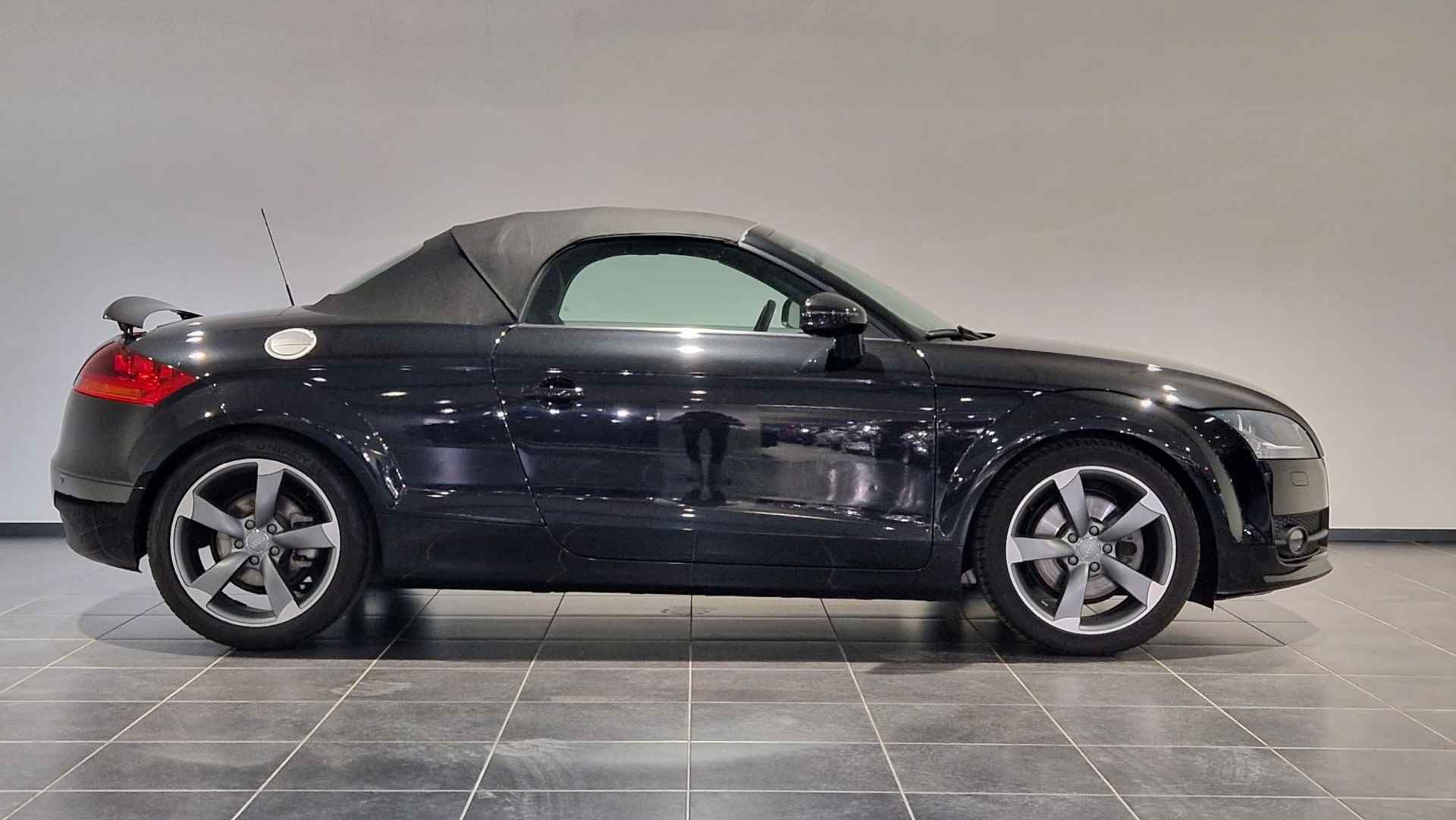 Audi TT Roadster 1.8 TFSI Pro Line | Navigatie | Elektrisch dak | Climate Control - 5/29