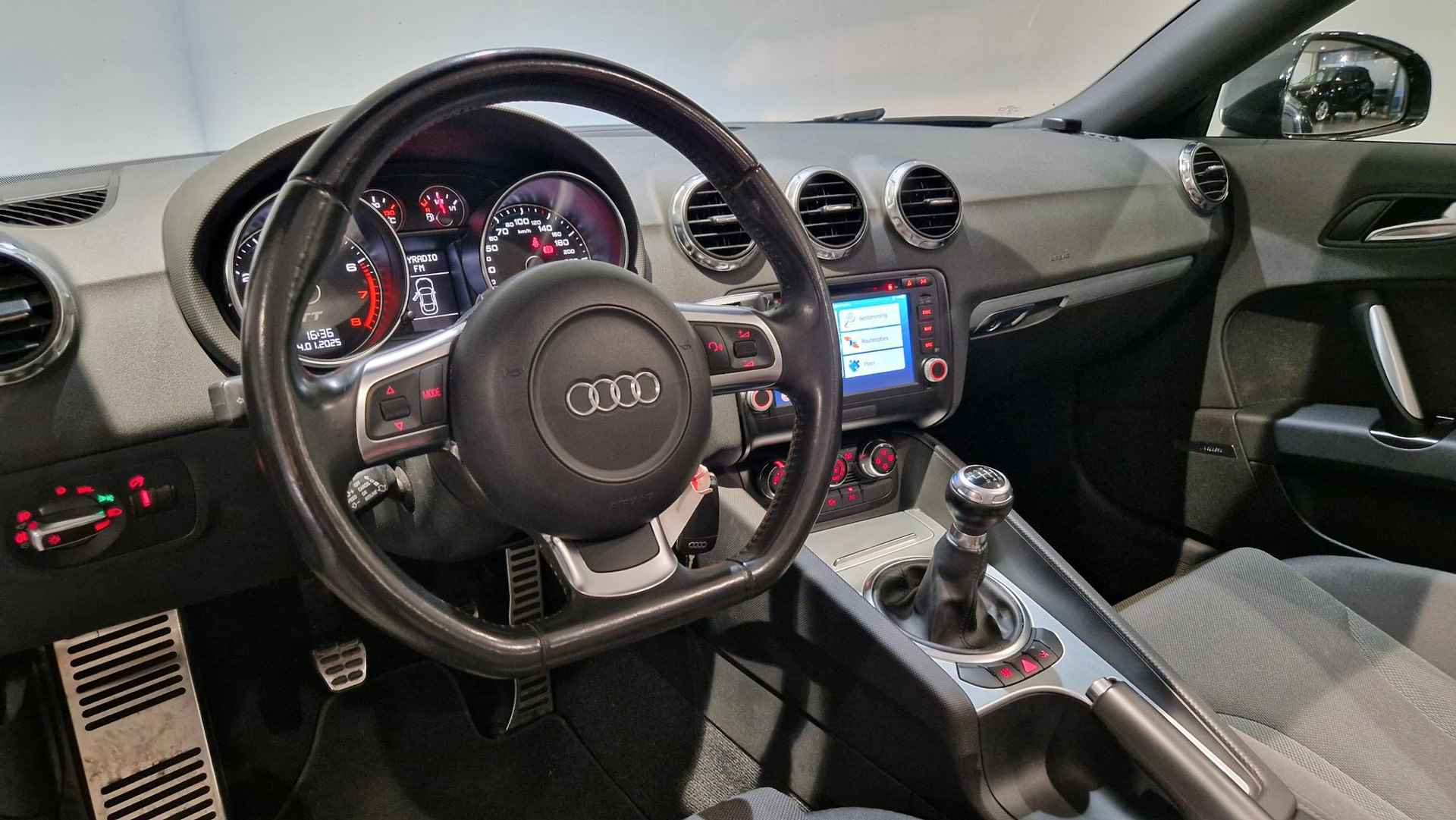 Audi TT Roadster 1.8 TFSI Pro Line | Navigatie | Elektrisch dak | Climate Control - 6/29