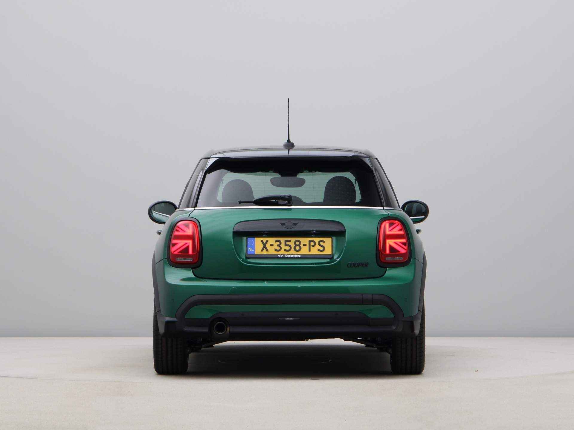 MINI 5-deurs Cooper Camden Edition Aut. - 11/22