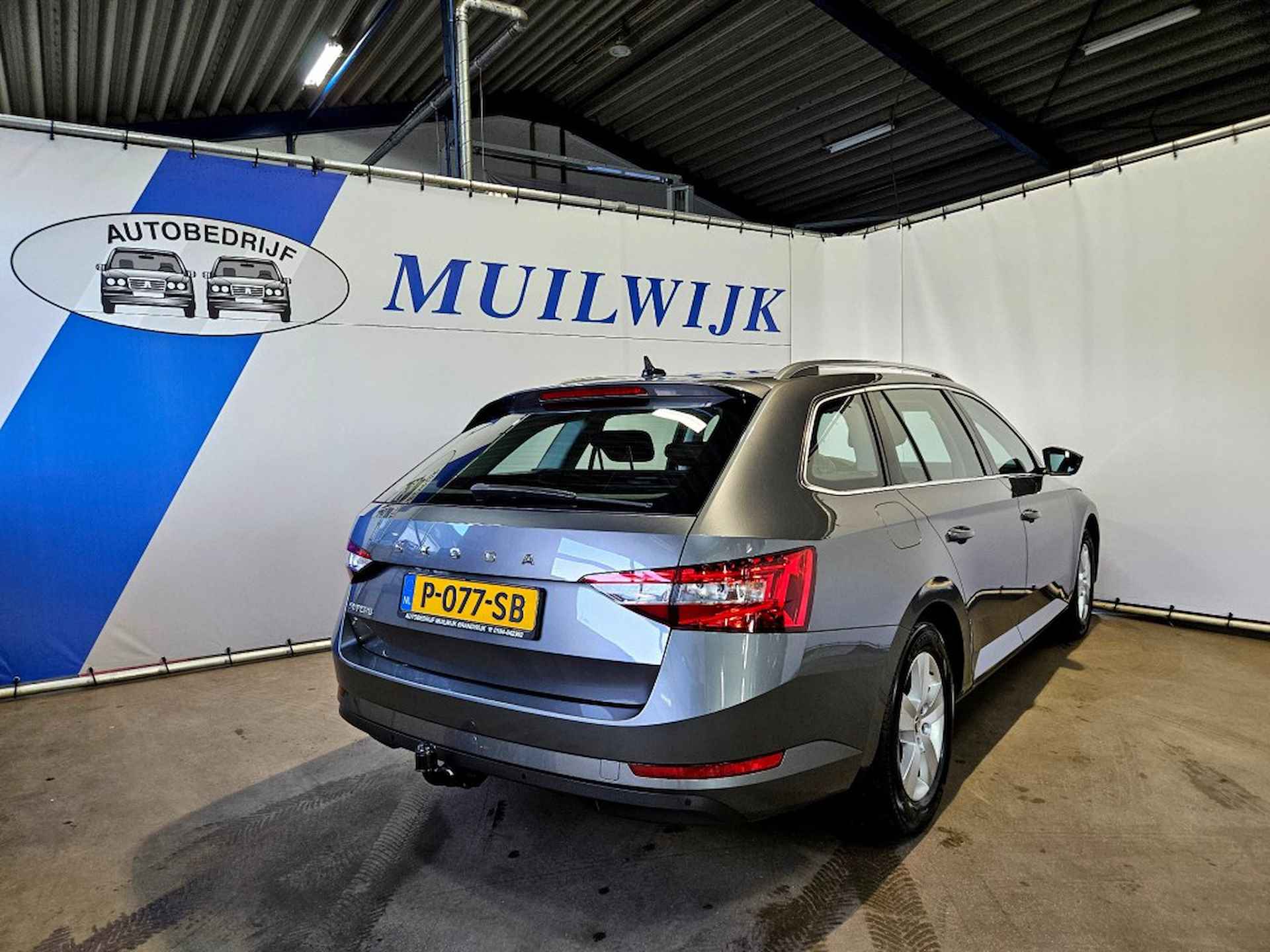 SKODA Superb Combi 1.5 TSI 150 PK ACT Business Edition / Trekhaak / NL Auto - 11/50