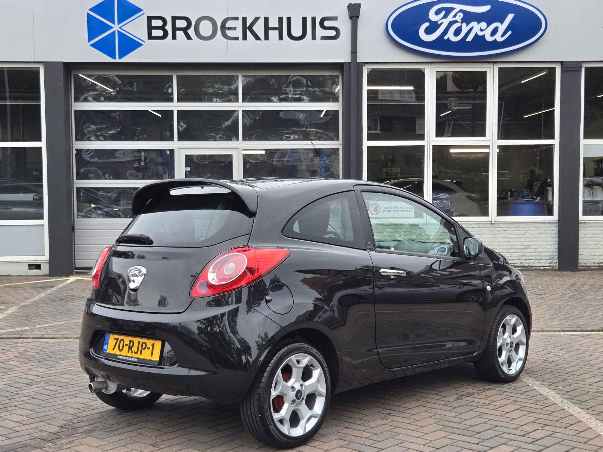 Ford Ka 1.2 TITANIUM X | ORIGINEEL NL | AIRCO | 15'' LMV | ACHTER SPOILER | ELEKTR. RAMEN | - 4/23