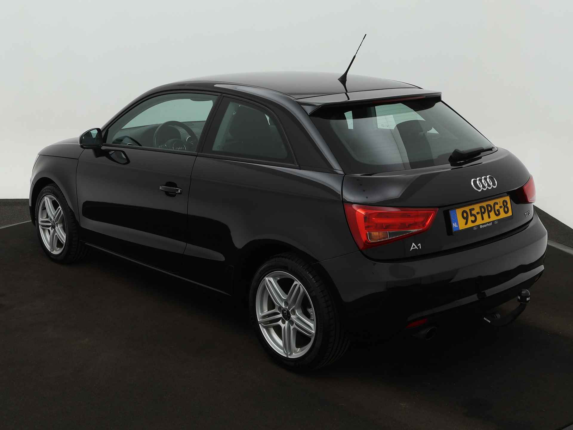 Audi A1 1.2 TFSI Attraction Pro Line | Trekhaak | Airco | Cruise | Bluetooth | set winterwielen. - 3/20