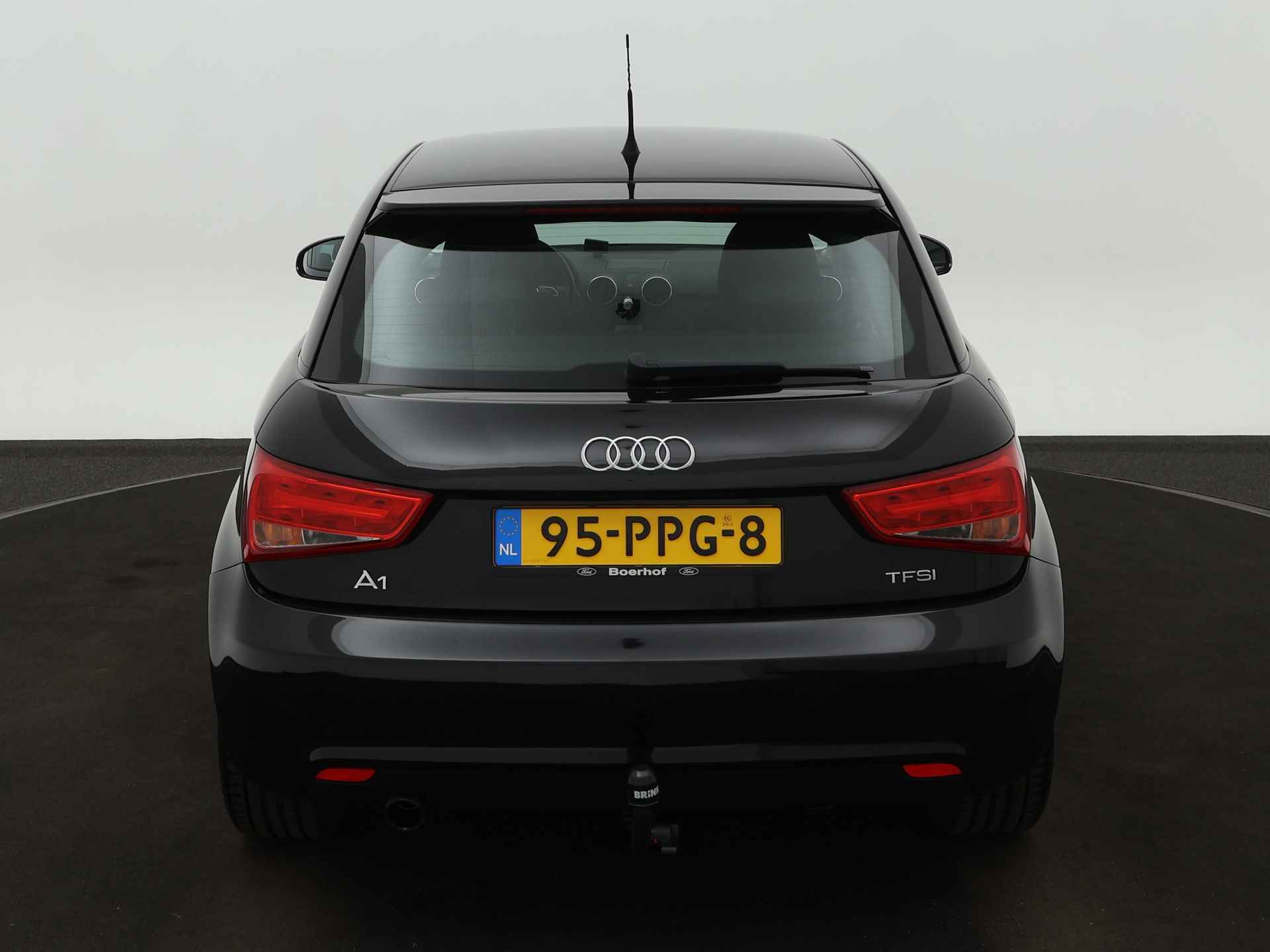 Audi A1 1.2 TFSI Attraction Pro Line | Trekhaak | Airco | Cruise | Bluetooth | set winterwielen. - 4/20