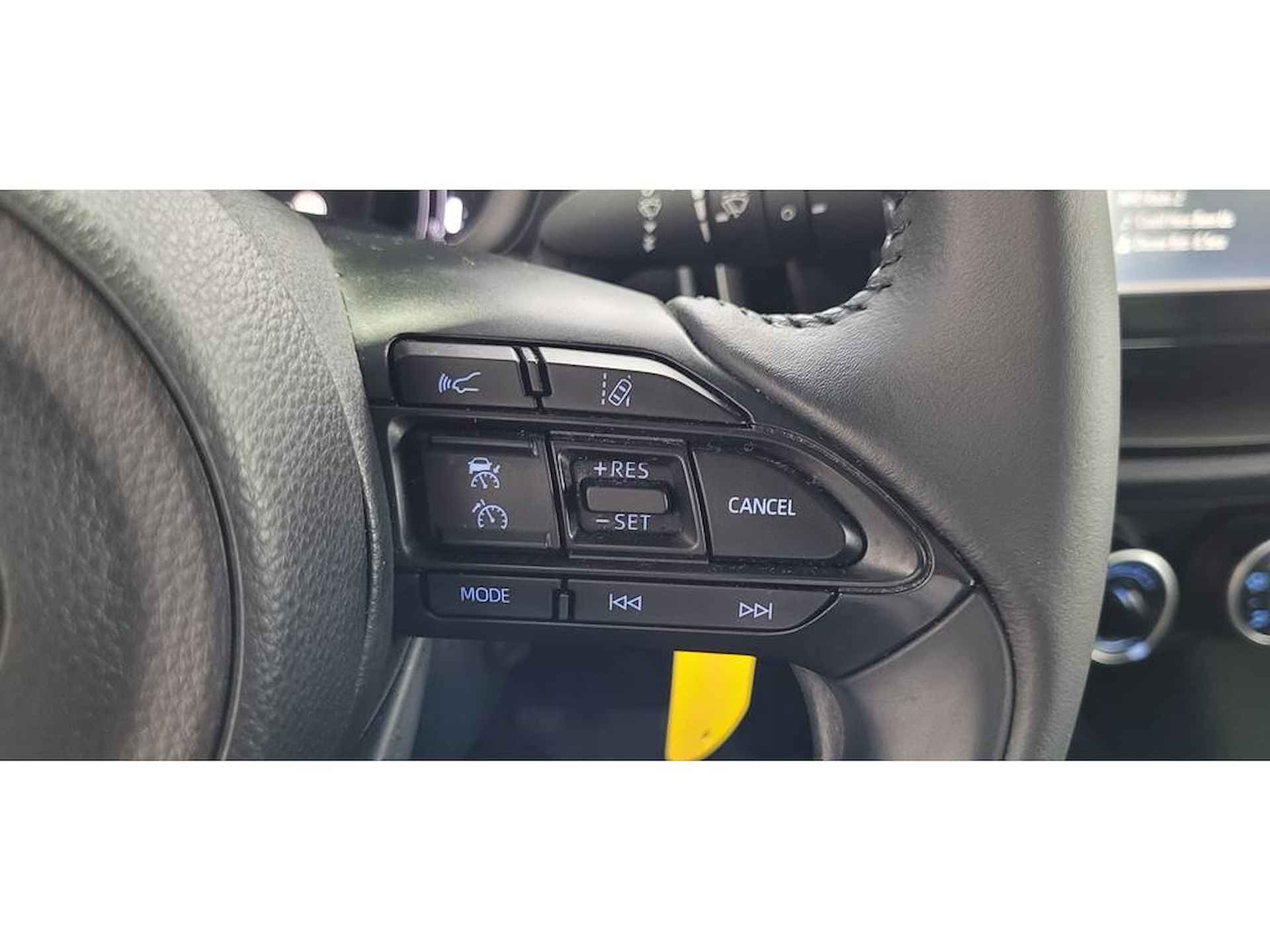 Toyota Aygo X 1.0 VVT-i Automaat Play | Airco | Camera | Apple-Android | - 13/18