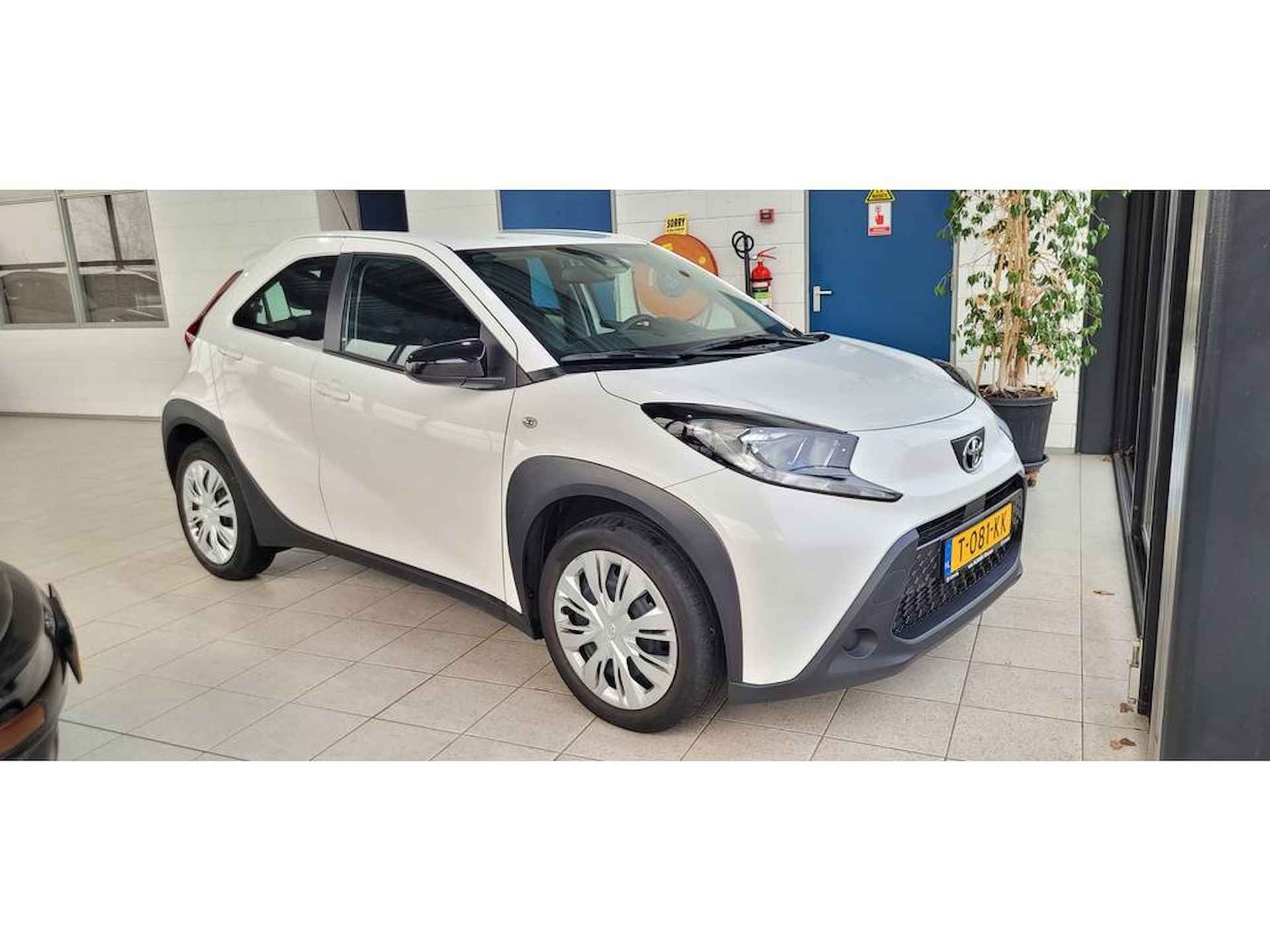 Toyota Aygo X 1.0 VVT-i Automaat Play | Airco | Camera | Apple-Android | - 18/18