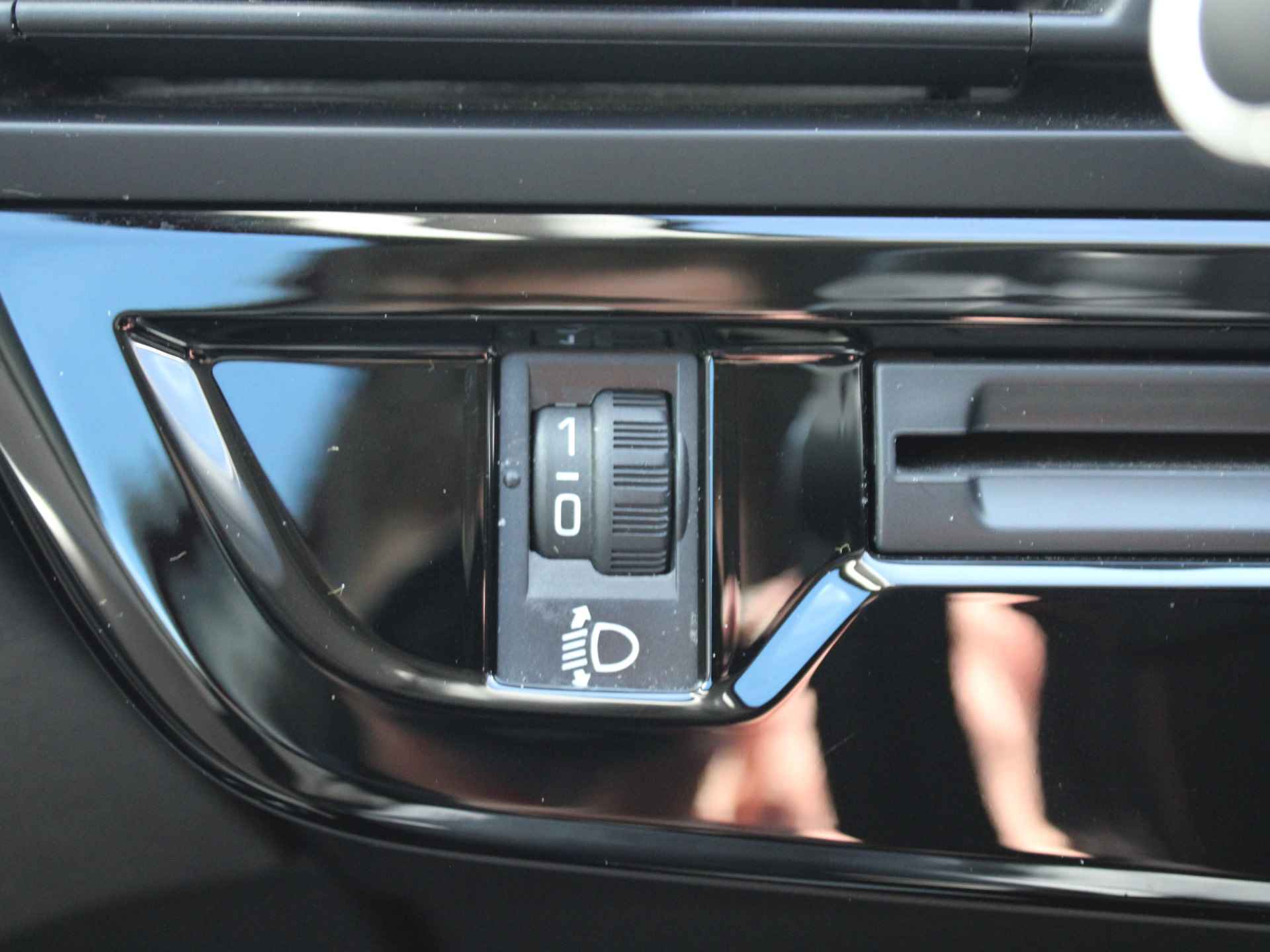 Citroën C4 Picasso 1.2 PureTech 130PK Shine EAT6 Automaat Elektronische achterklep, Navigatie, Keyless Entry, Lichtmetalen velgen, Camera achter - 24/48