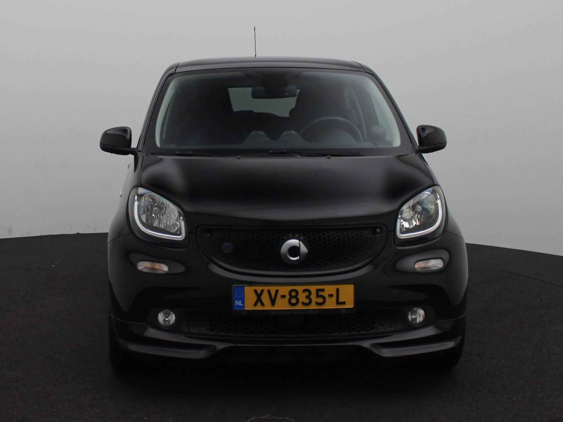 smart forfour EQ BRABUS Style 18 kWh | Climate Control | Cruise Control | Panoramadak | Navigatie | Parkeersensoren & Achteruitrijcamera | - 3/25