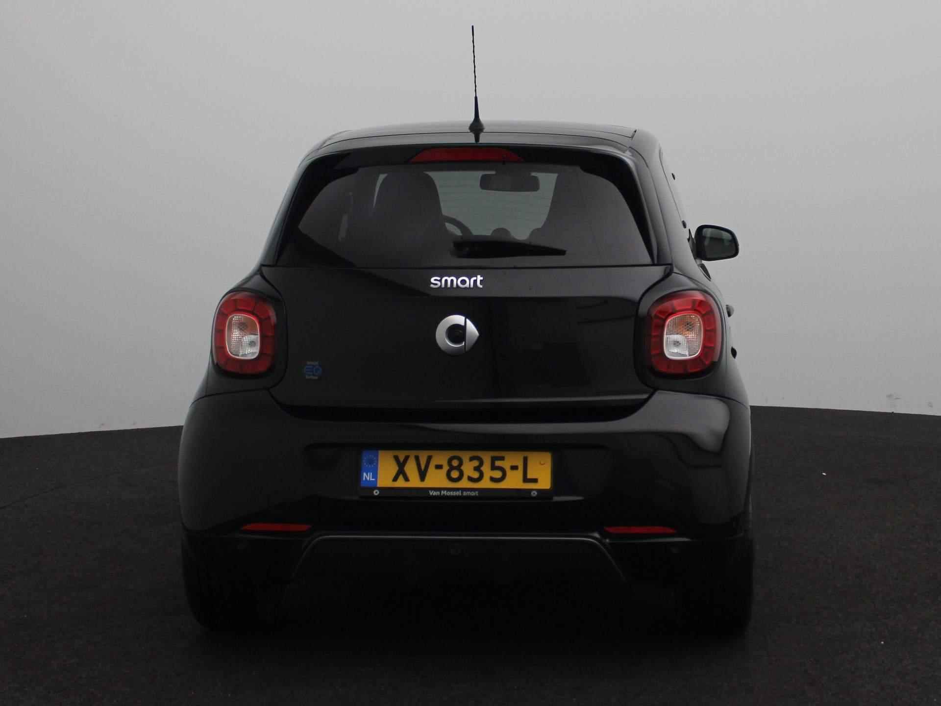 smart forfour EQ BRABUS Style 18 kWh | Climate Control | Cruise Control | Panoramadak | Navigatie | Parkeersensoren & Achteruitrijcamera | - 5/25