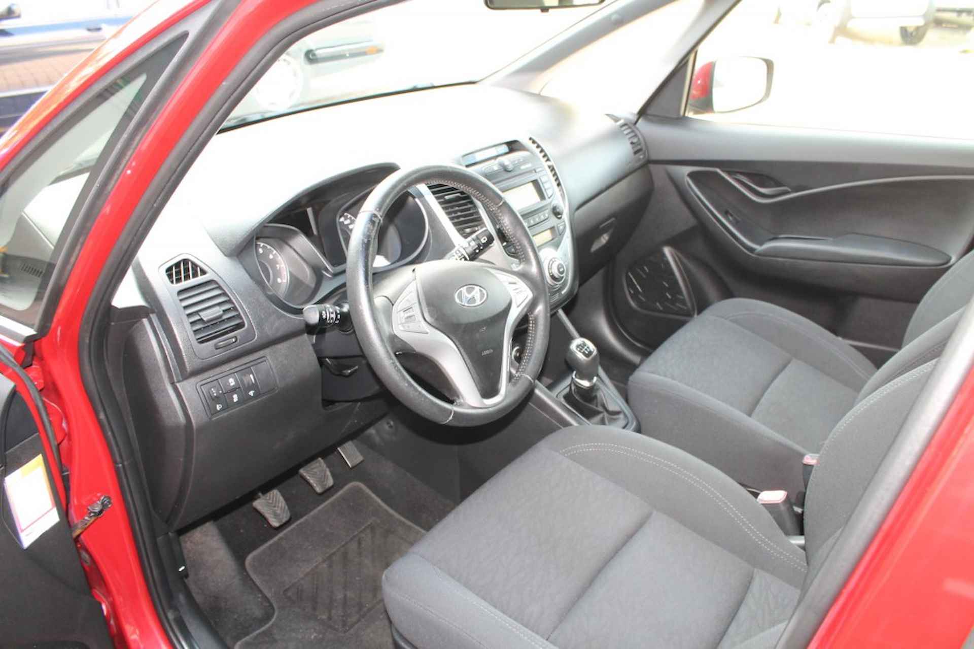 HYUNDAI Ix20 1.4I I-VISION - 17/31