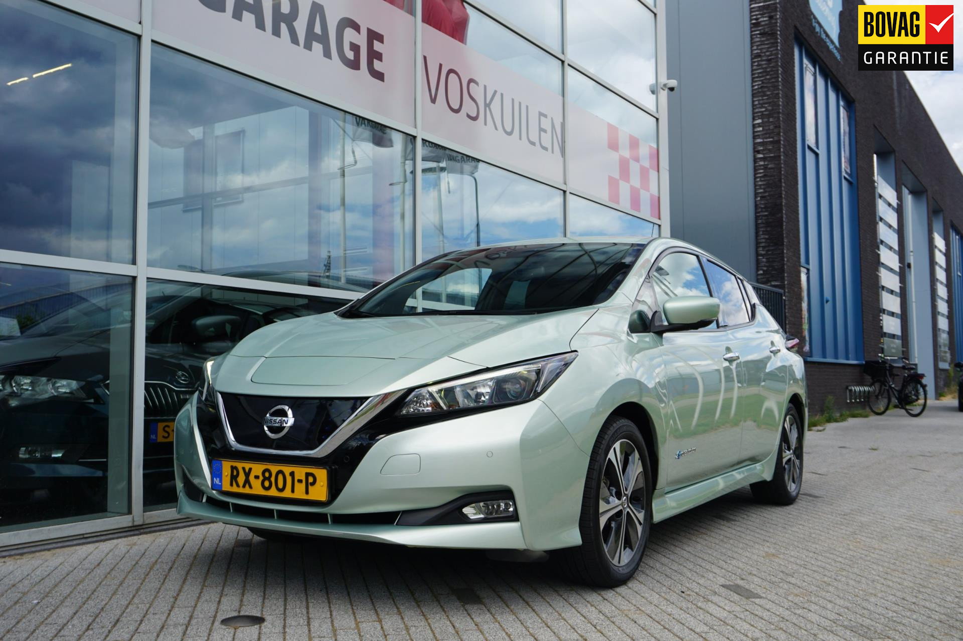 Nissan LEAF 2.ZERO EDITION 40 kWh €2000,- subsidie mogelijk!