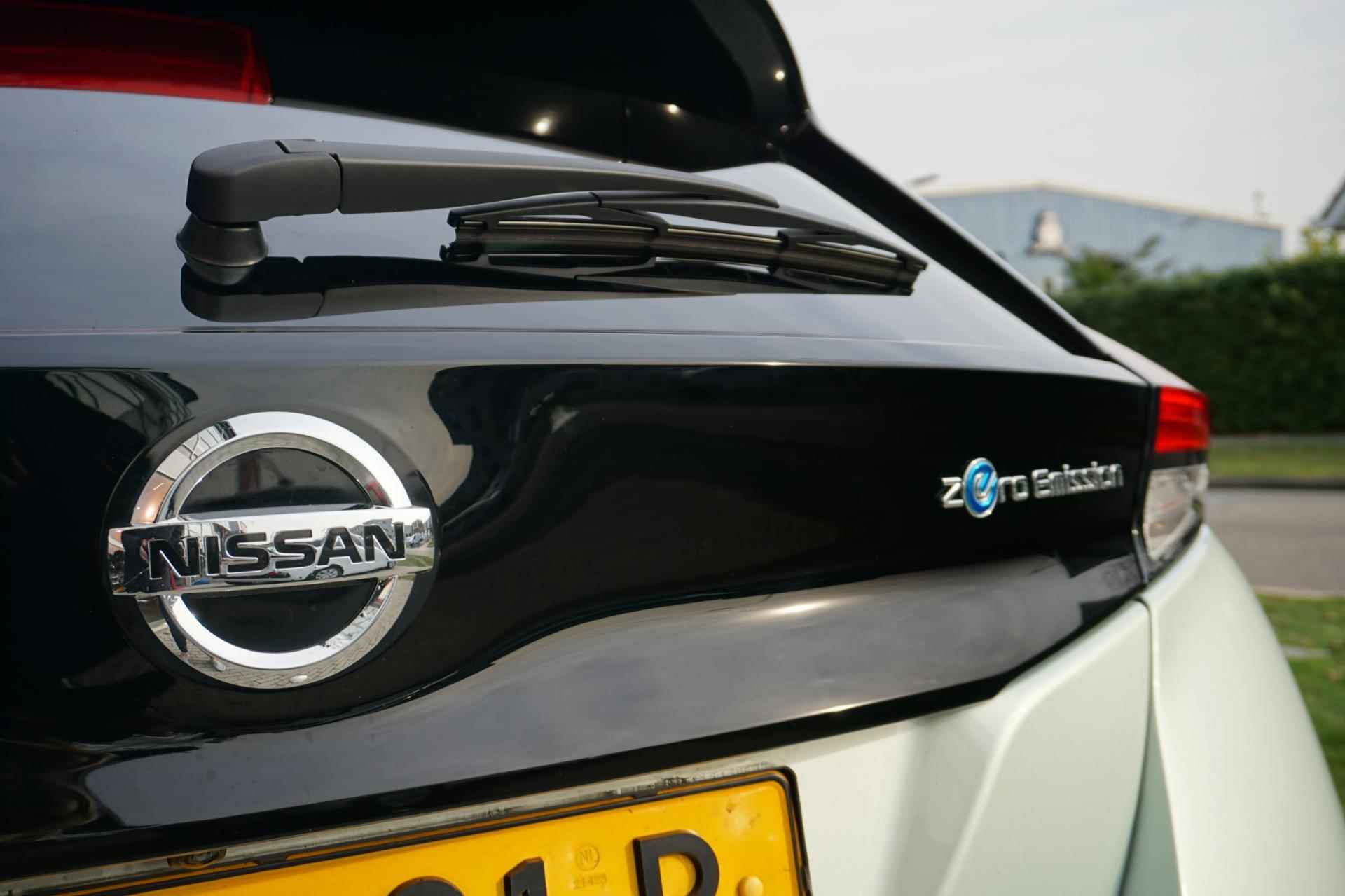 Nissan LEAF 2.ZERO EDITION 40 kWh €2000,- subsidie mogelijk! - 16/37