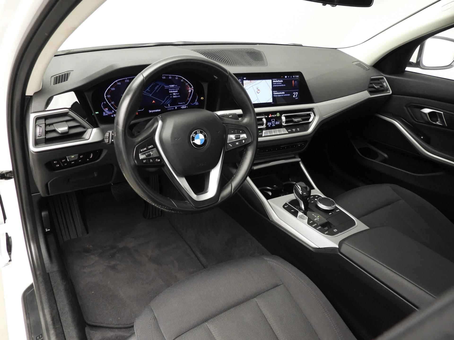 BMW 3 Serie Sedan 316d | LED | Navigatie | Trekhaak | Clima | Cruise controle | DAB | Alu 17 inch - 7/38