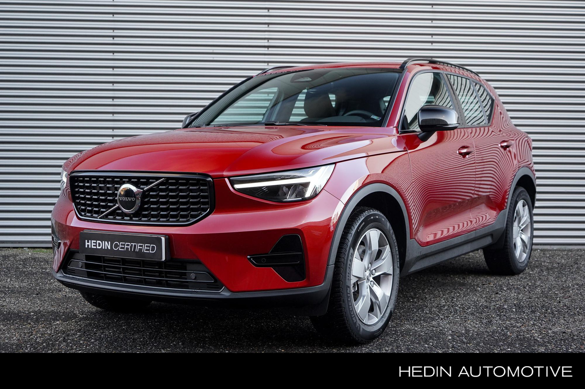 Volvo XC40 B4 Plus Dark | Adaptive Cruise | BLIS | Power Seats |  Stoel/Stuurwielverwarming | Keyless | Trekhaak |