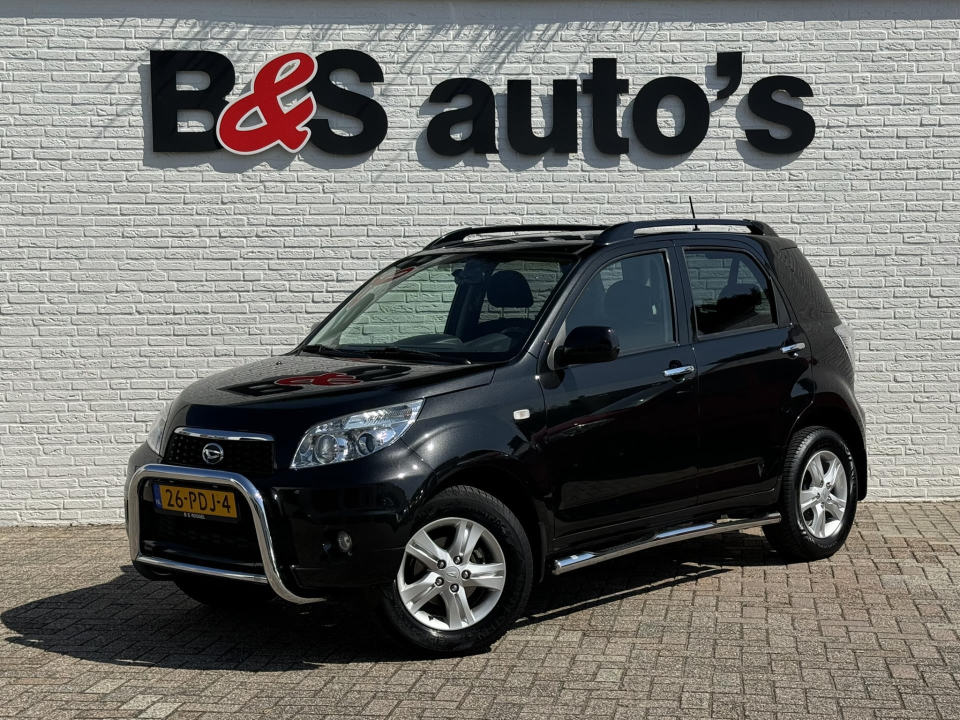 Daihatsu Terios 1.5 2WD Trophy 1e Eigenaar Clima Trekhaak Side bars Bullbarr Lm velgen+ 4 seizoenen banden