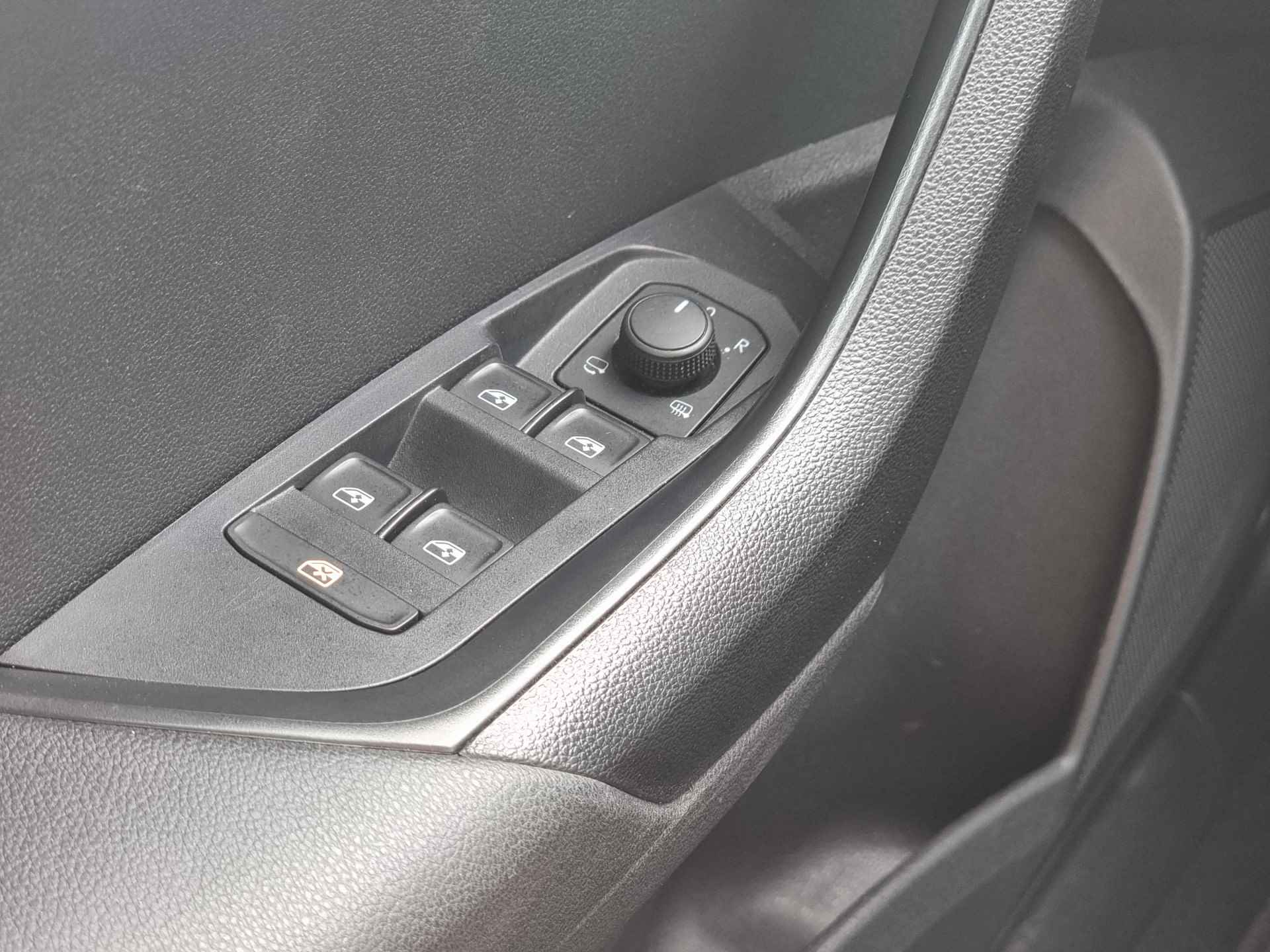 Škoda Karoq 1.0 TSI Business Edition | Navi | Apple Carplay/Andr | Clima | Cruise control 12 mnd BOVAG garantie Whatsapp 06-53188999 - 20/32