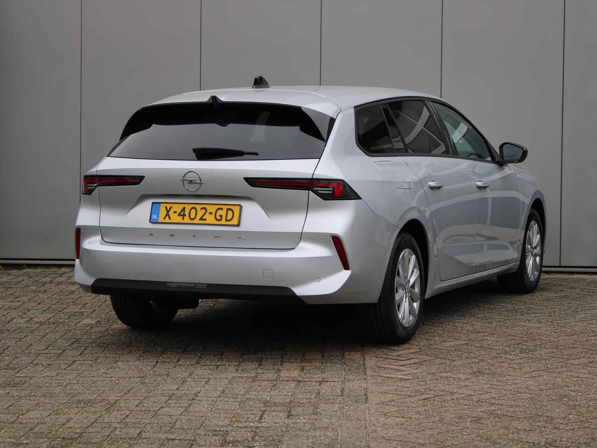Opel Astra Sports Tourer 1.2 Level 2 | Navi / Climate / Cruise - 6/19